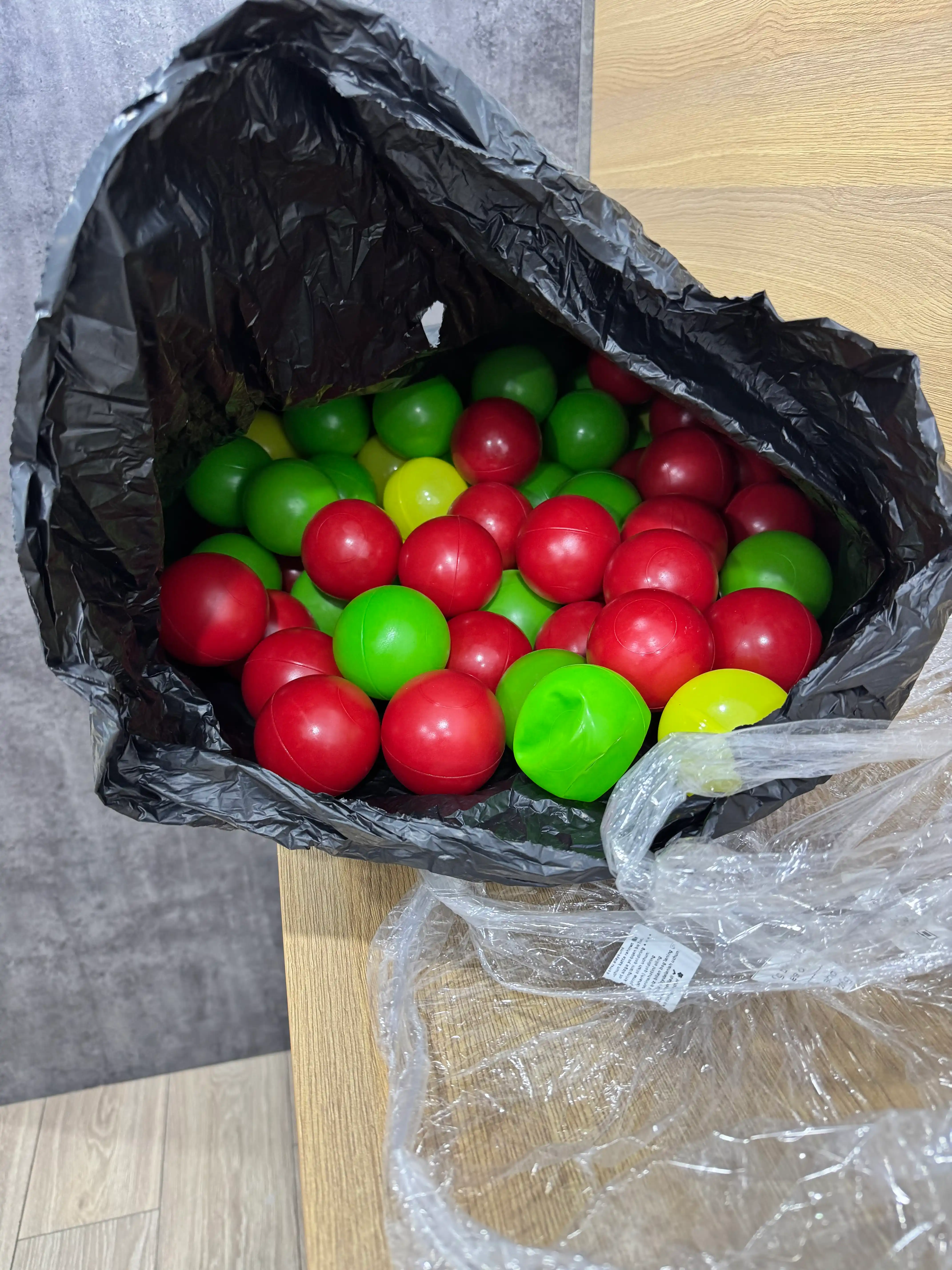 Rangli bolalar koptokchalari, 7 sm  xavfsiz, hidsiz, mustahkam 10-100 dona