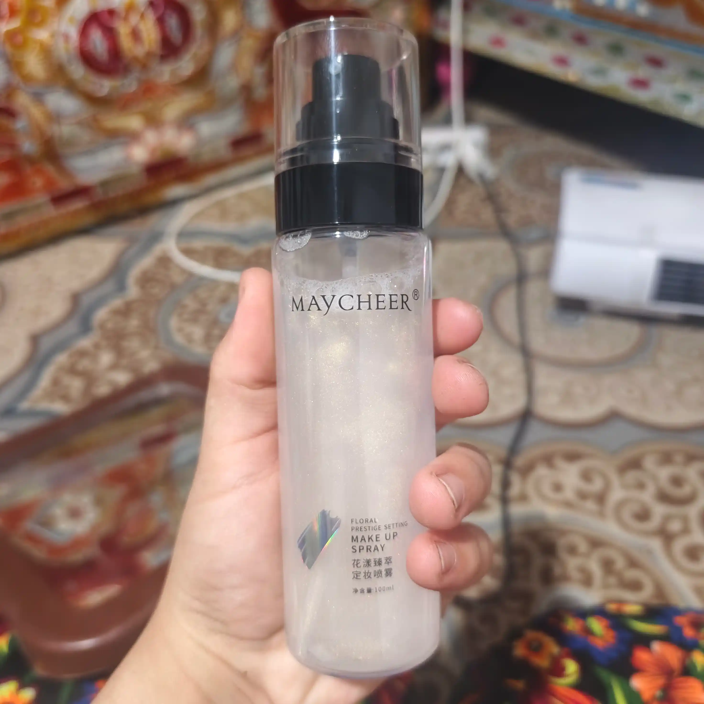 Mukammal pardoz uchun "Maycheer" fiksatsiyalovchi spreyi, 100 ml
