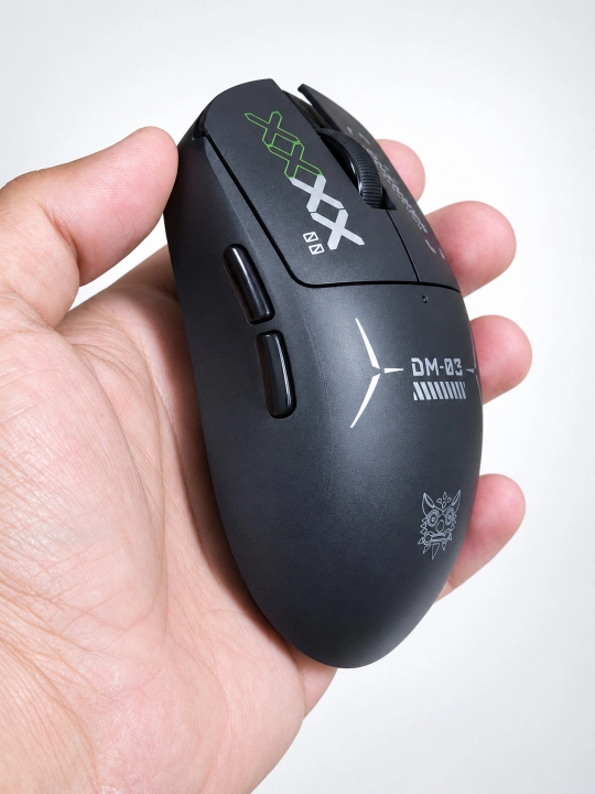 Simsiz o‘yin sichqonchasi ONIKUMA DM03 RGB, PAW3311, Bluetooth, 2.4 GGs