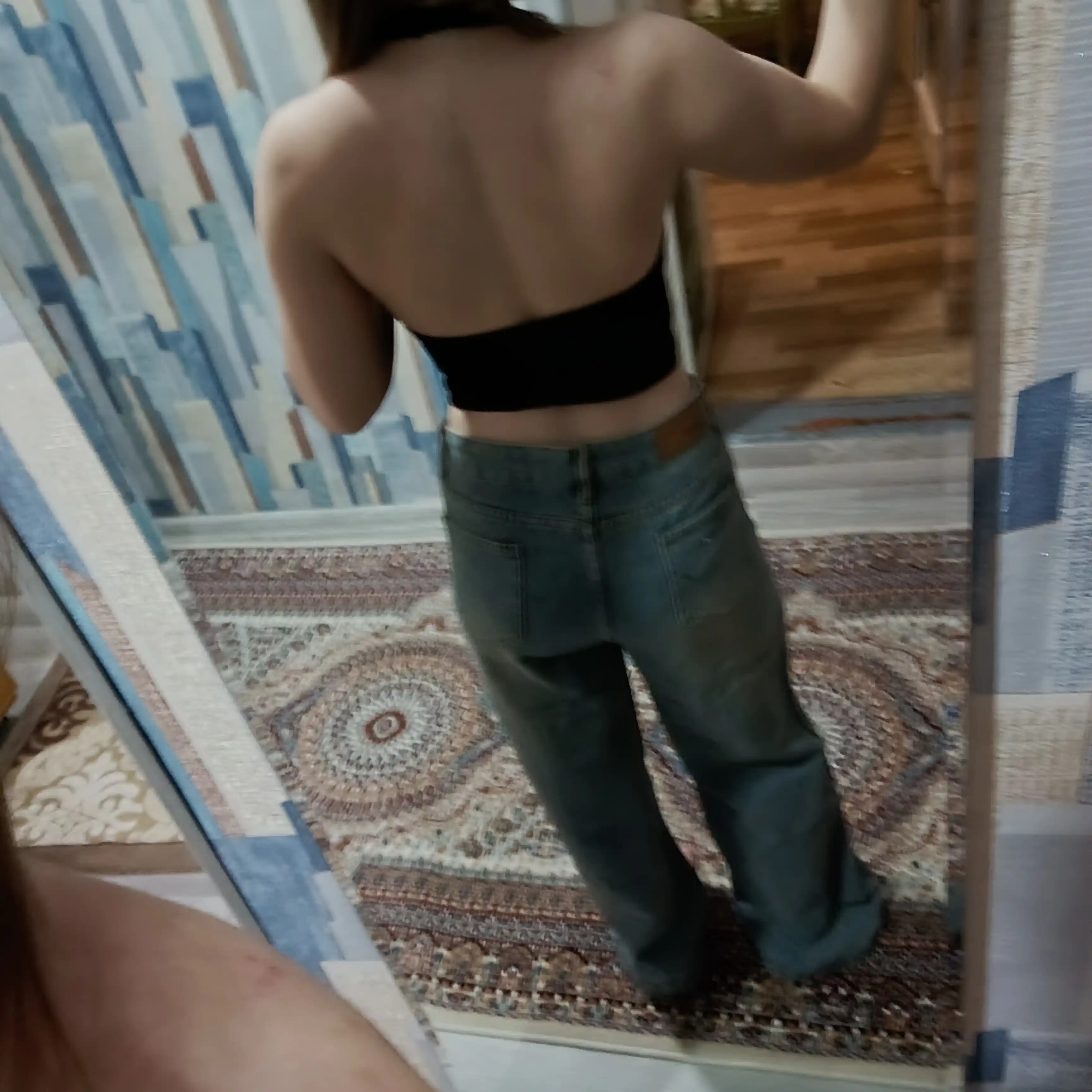 Ayollar uchun mayka top, astariga chashka tikilgan, universal o'lcham, 40-62 kg gacha