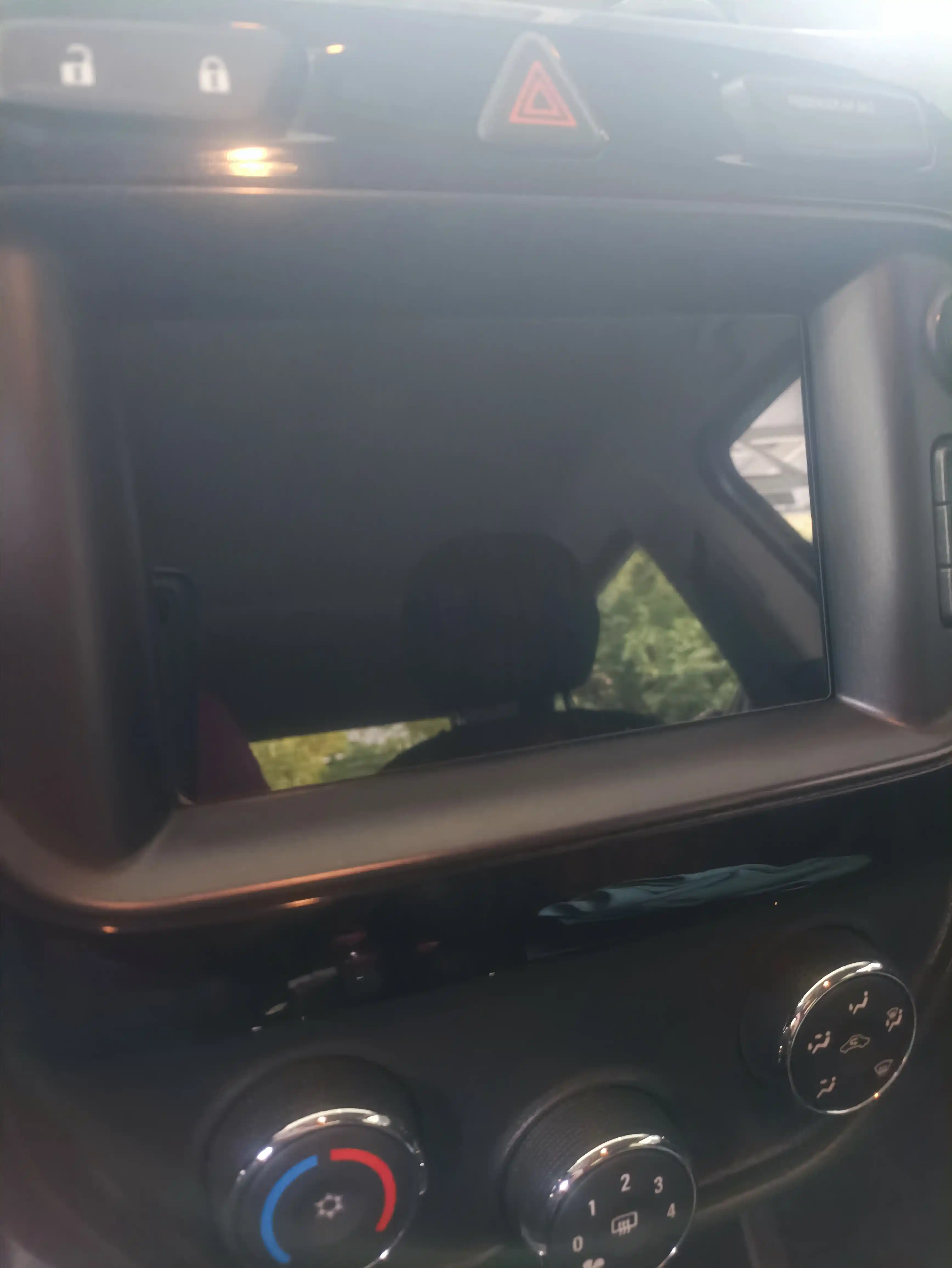 Защитное Стекло Для Мультимедийного Монитора Chevrolet Cobalt  Защита От Царапин