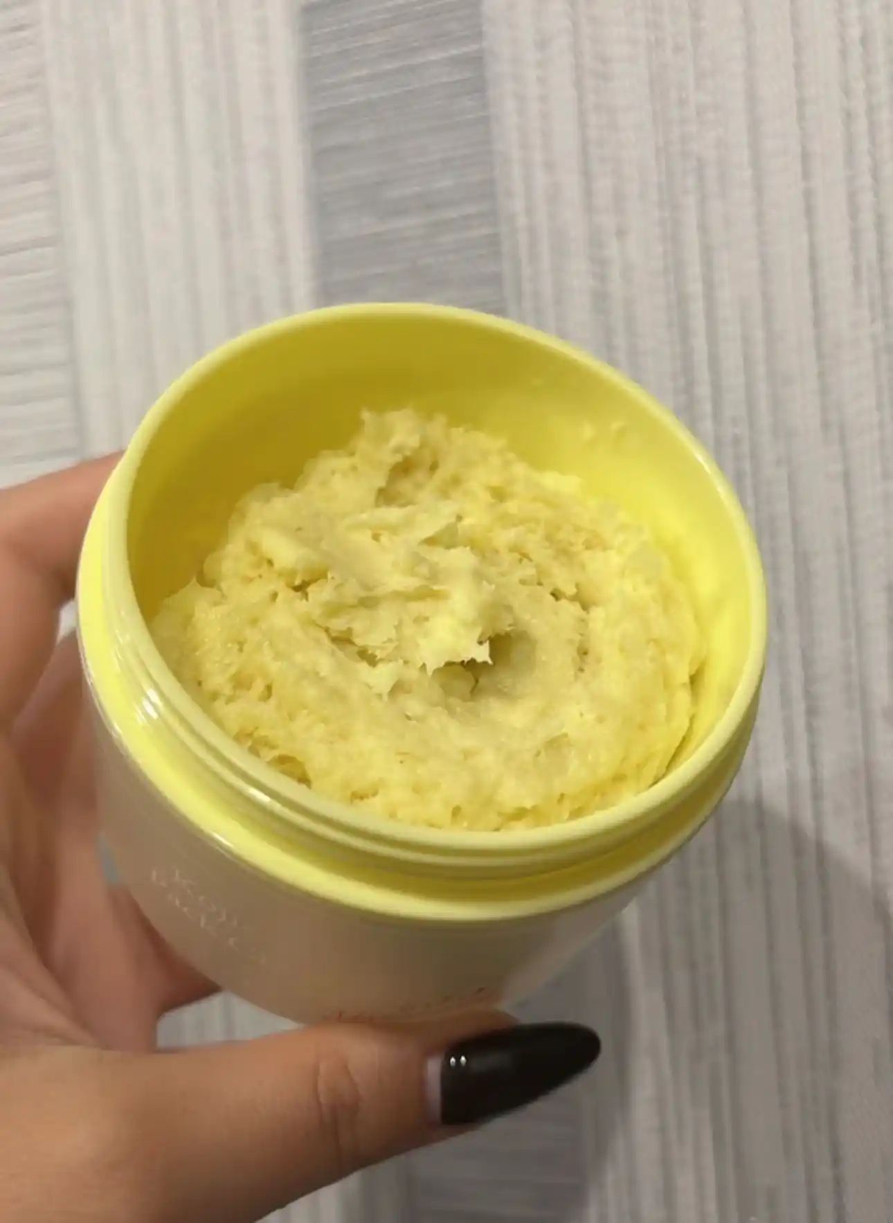 Yuz yuvish maska-penka AXIS-Y Kojic Yuzu Cleanser 3 in 1, oqartiruvchi,qora nuqtaga qarshi