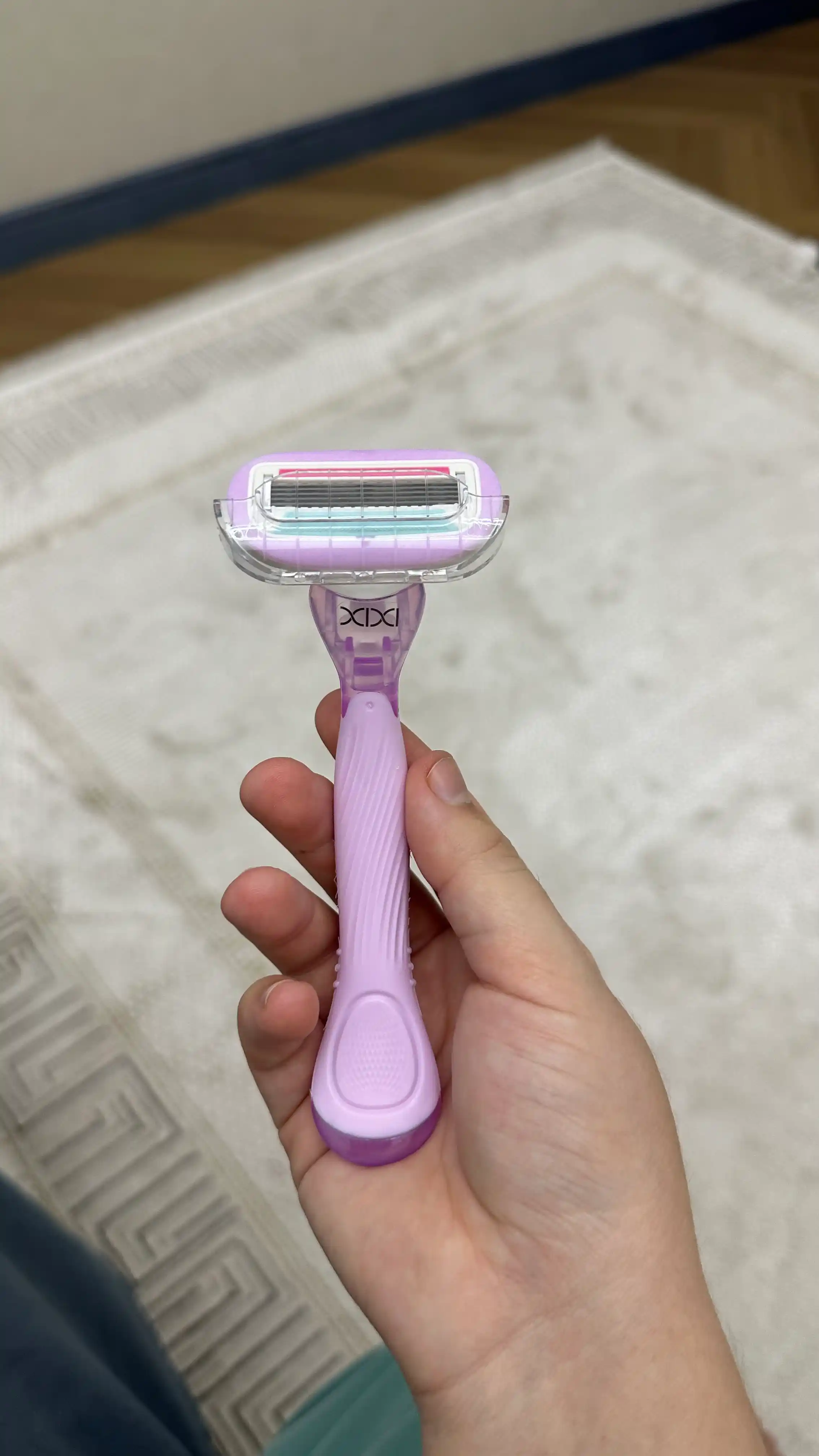 Qayta foydalanish mumkin bo'lgan ayollar ustarasi, Aloe Vera, 5 pichoqli