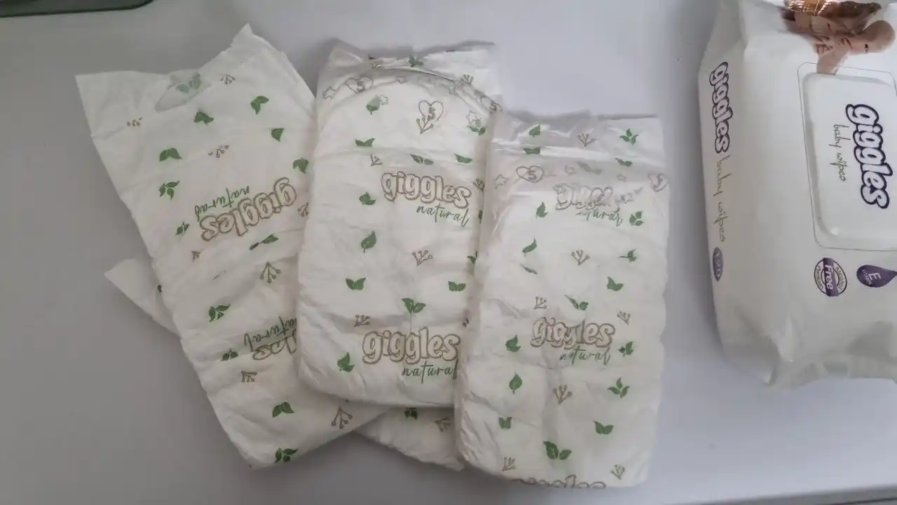 Подгузники Giggles Natural Newborn размер 1, 2–5 кг, 40 шт, органический хлопок