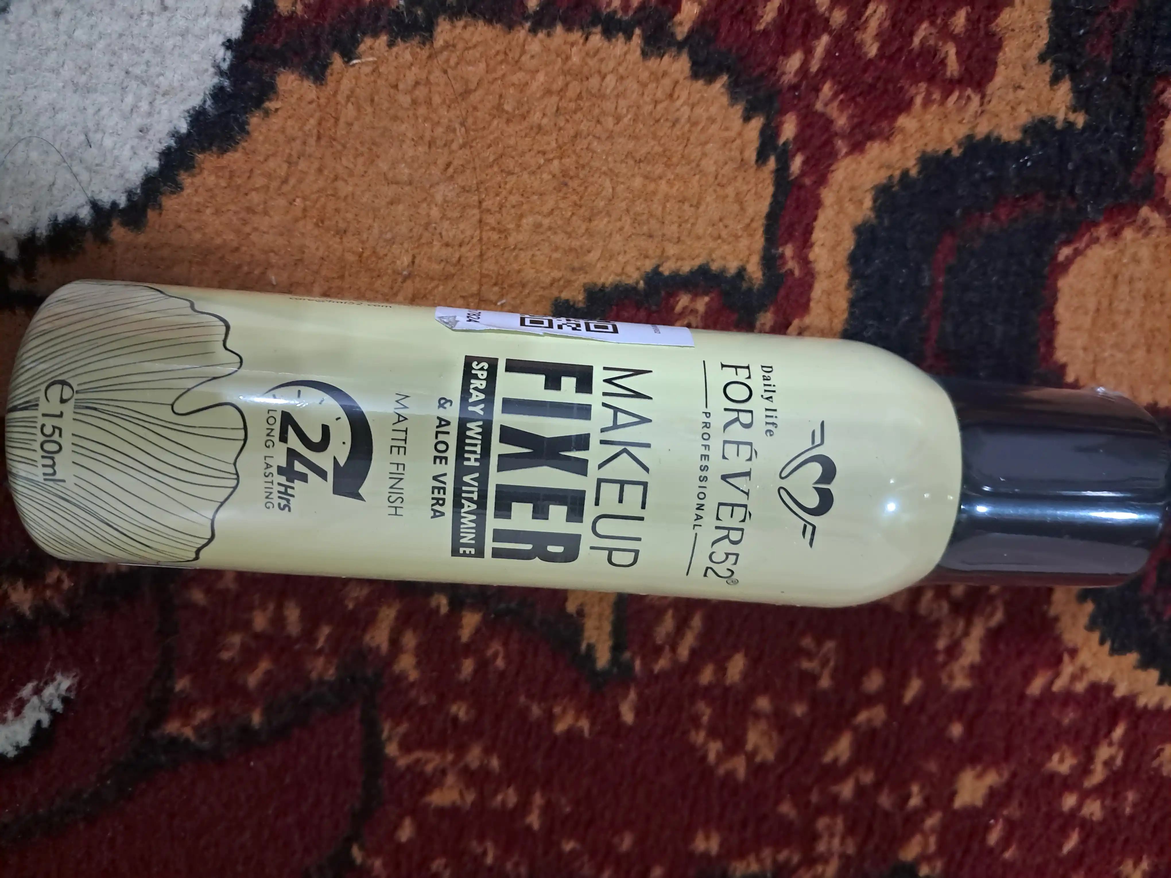 Ayollar va qizlar uchun makiyaj qotiruvchi sprey, vitamin E, 150 ml
