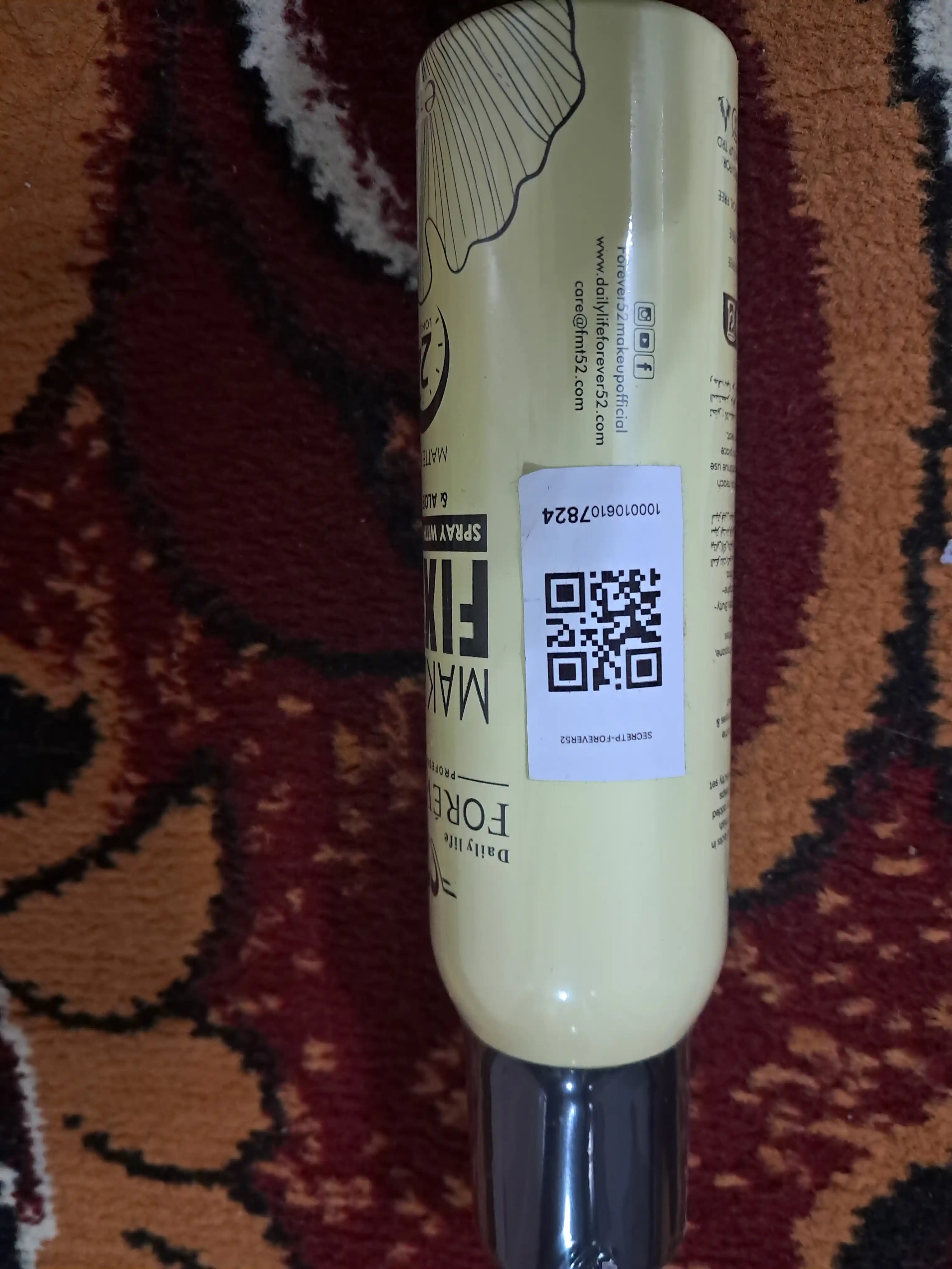 Ayollar va qizlar uchun makiyaj qotiruvchi sprey, vitamin E, 150 ml