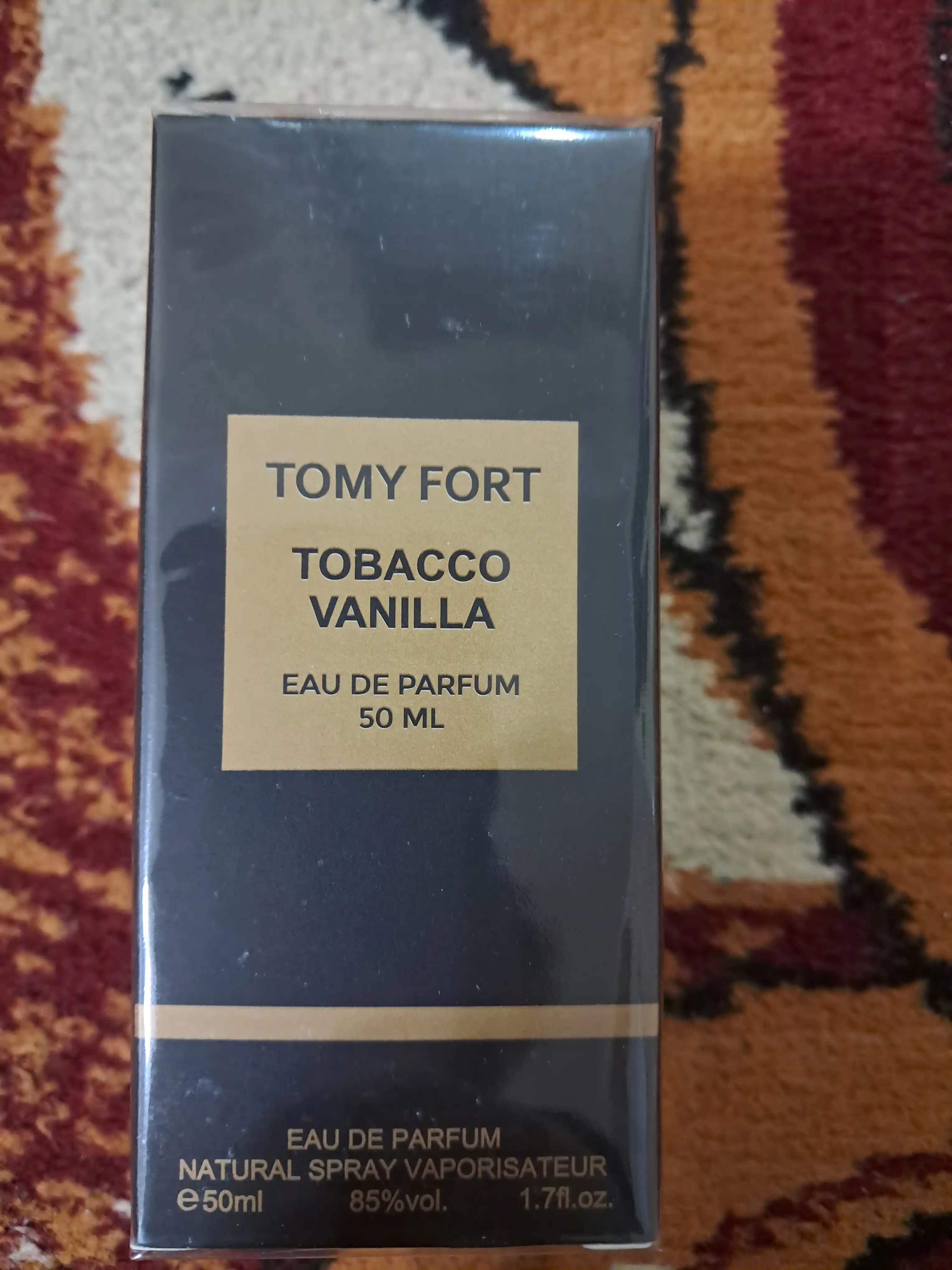 Erkaklar va ayollar uchun parfyumlangan suv, 50 ml