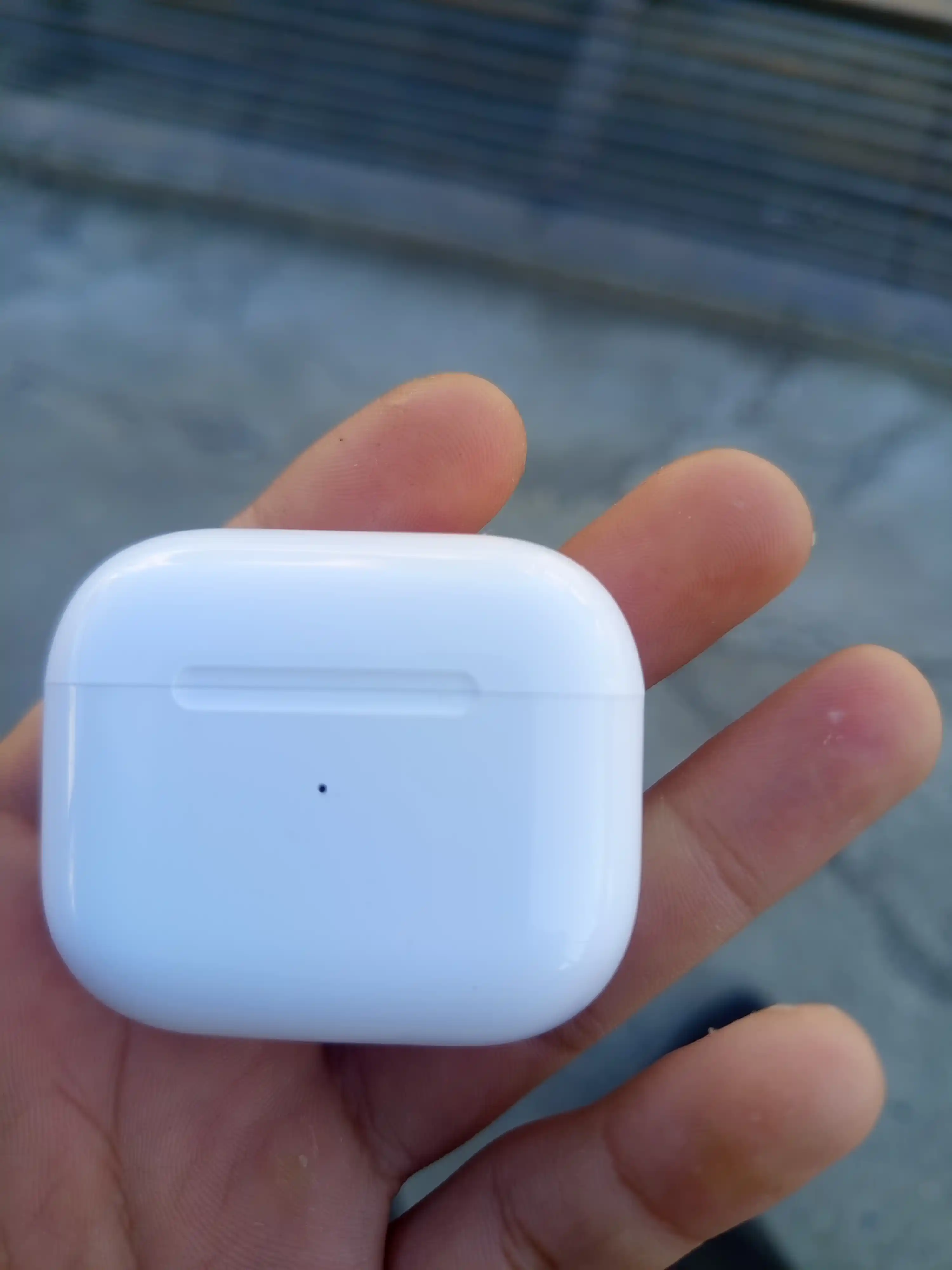Simsiz quloqchinlar APods 3 — iPhone va Android uchun
