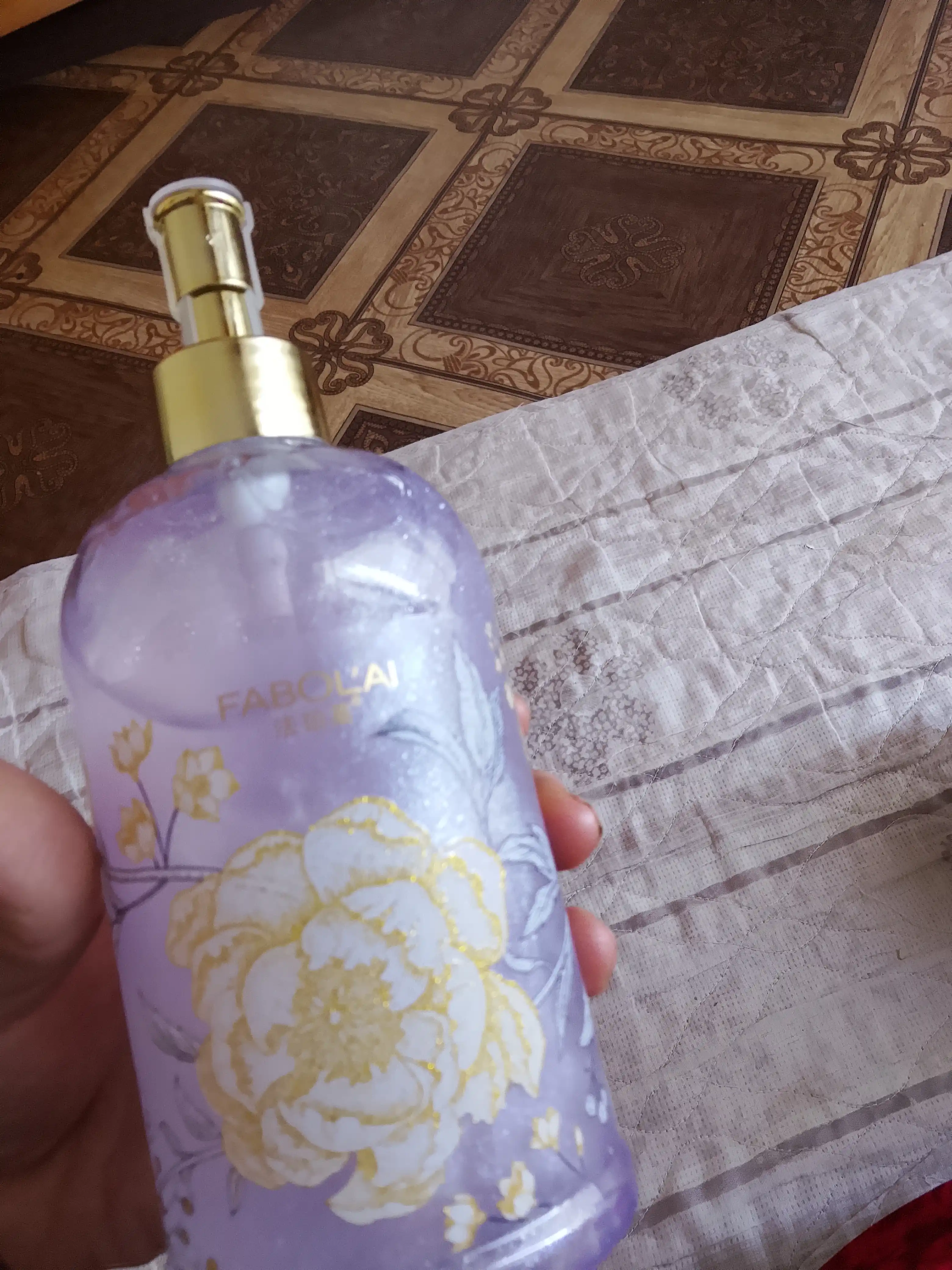 FABOL’AI парфюмeрованный (500мл) гель-скраб для душа Rich Fragrance