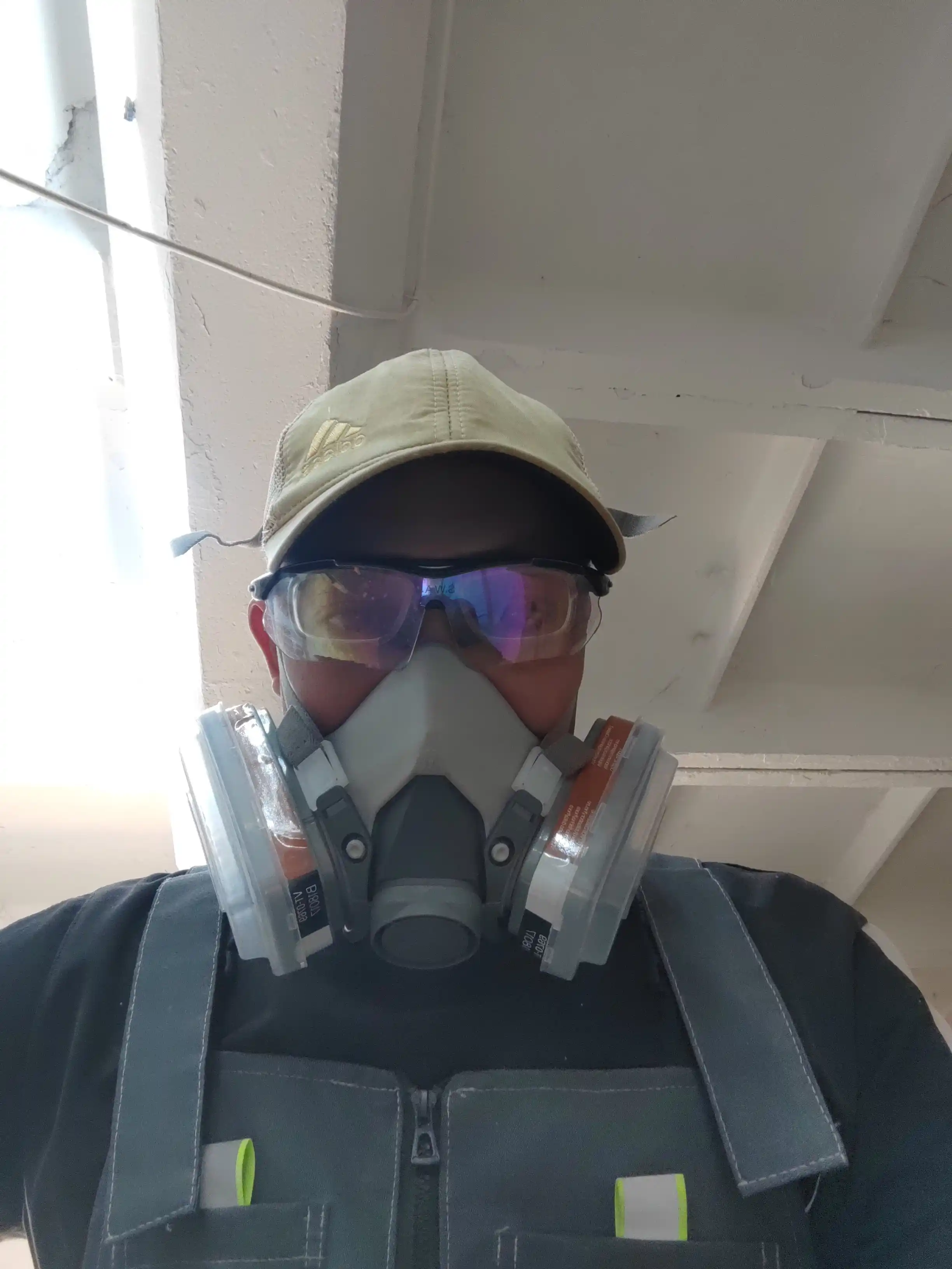 Respirator yarim niqobli, professional himoya