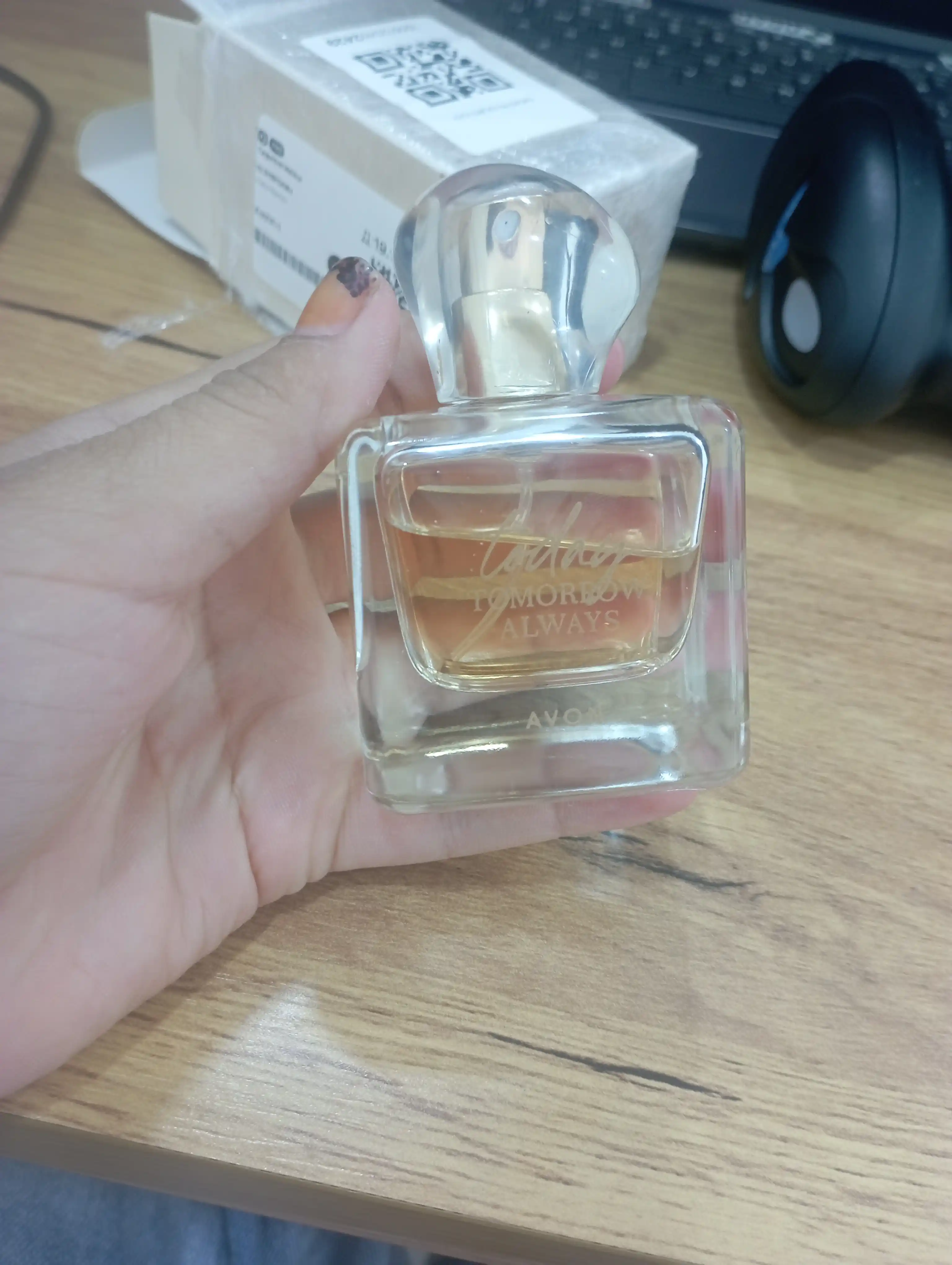 Ayollar uchun parfyumeriya suvi TODAY 50 ml