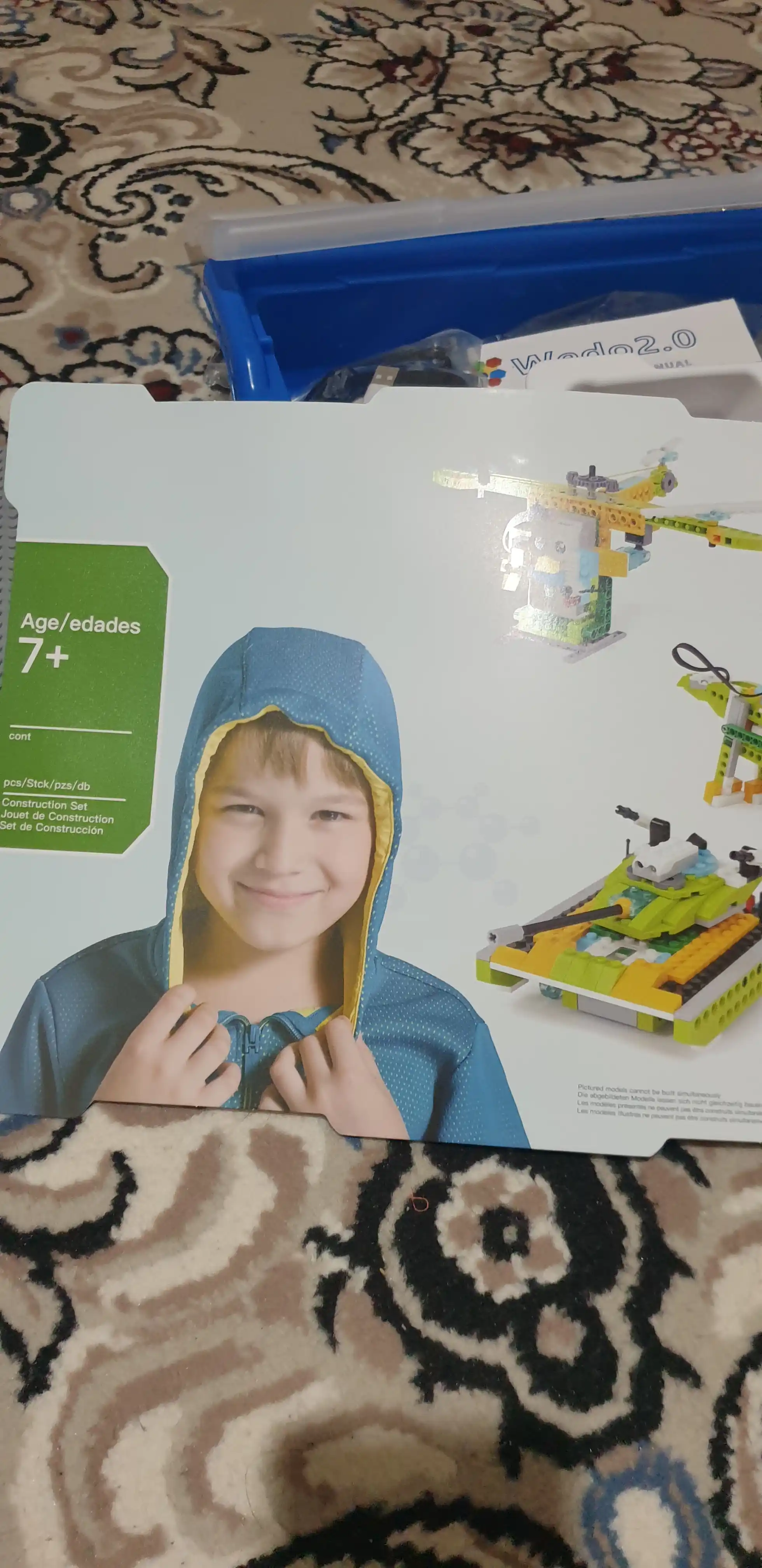LEGO WeDo 2.0 robototexnika konstruktori, 280+ detal, 2 motor, akkumulyatorli Smart HUB