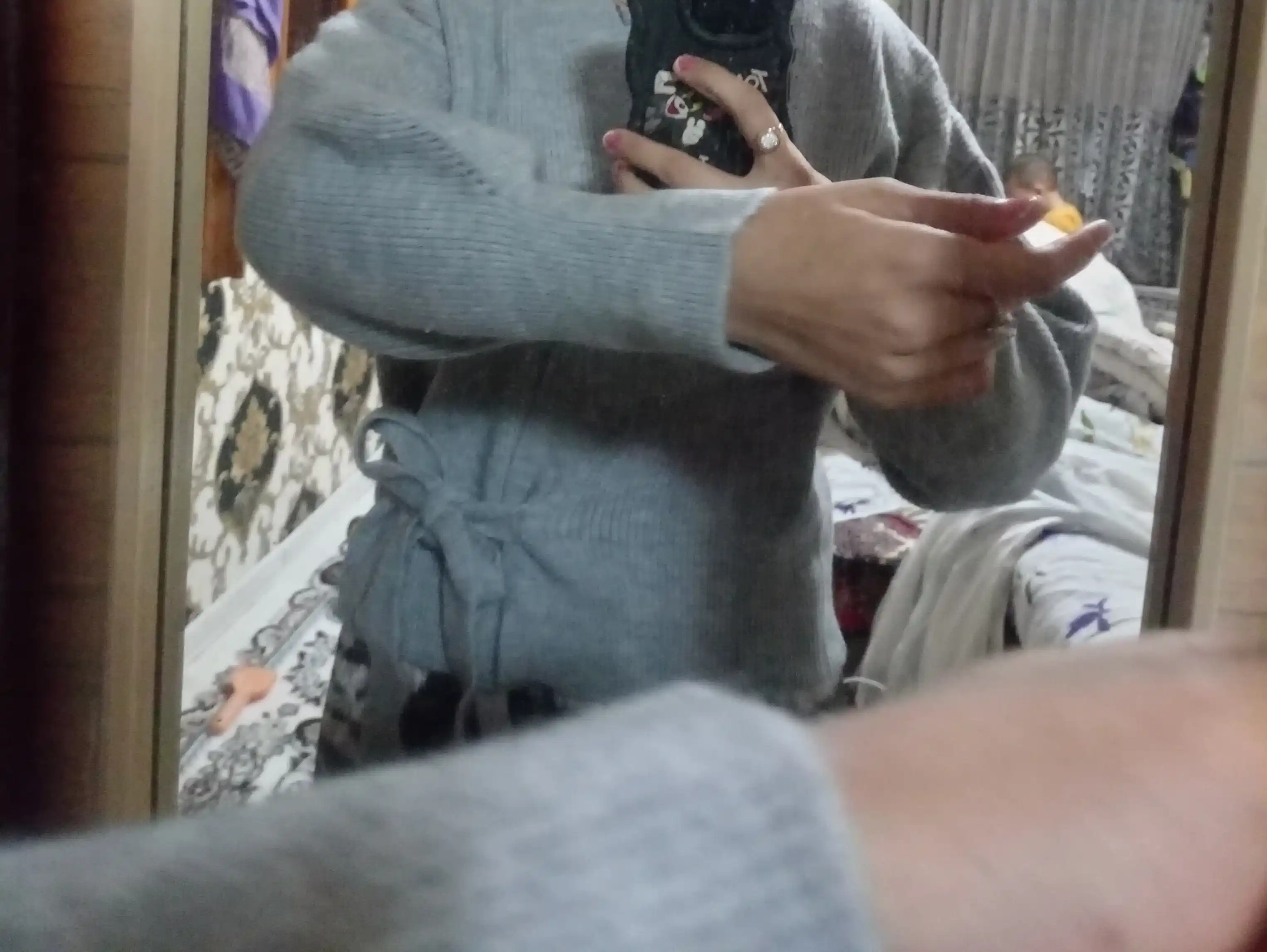 Ayollar uchun uzun oversize kardigan