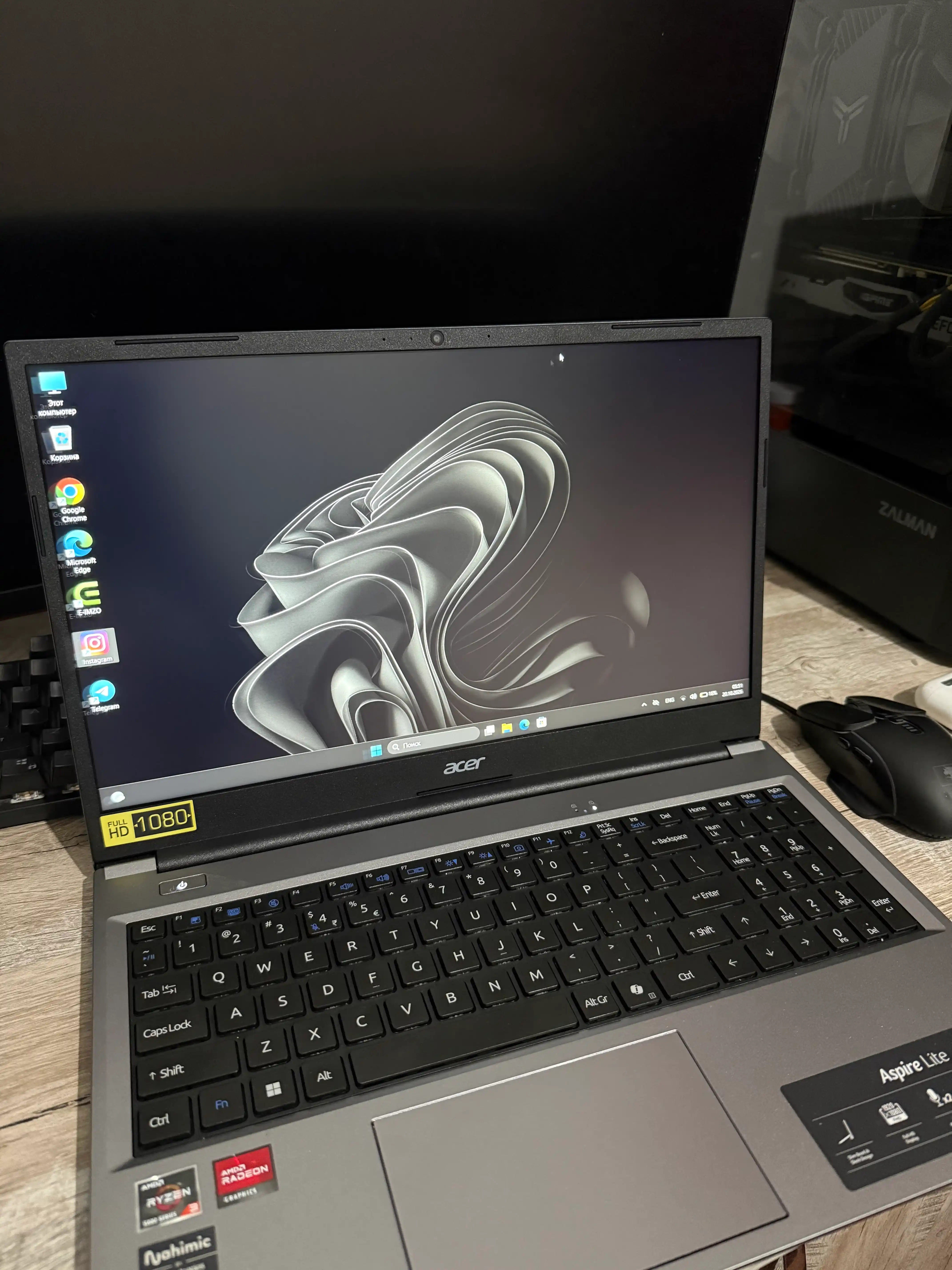 Ноутбук ACER ASPIRE LITE AMD R3 5400U 8GB DDR4 256GB SSD 15.6 FHD IPS W11 SILVER