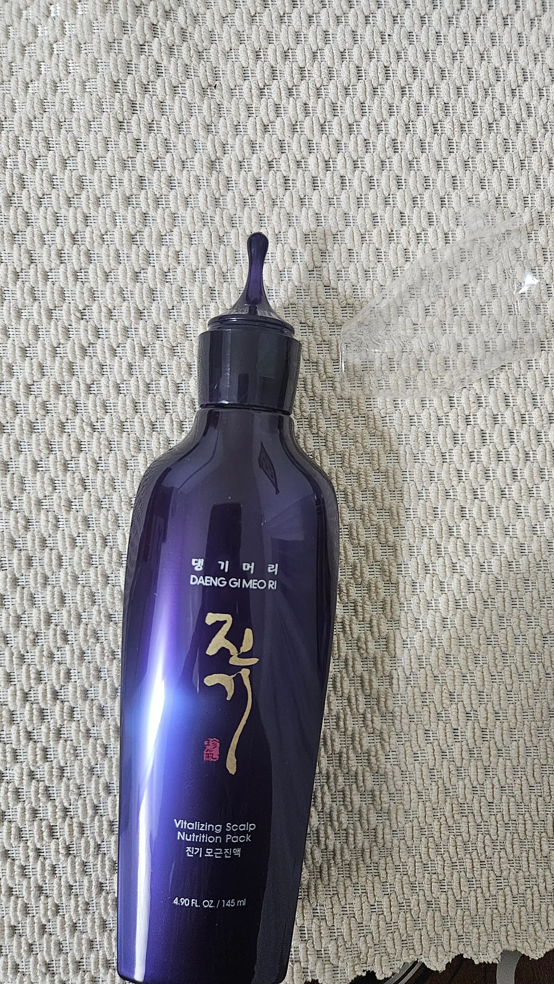 Эмульсия против выпадения волос Daeng Gi Meo Ri Vitalizing Scalp Pack for Hair-loss