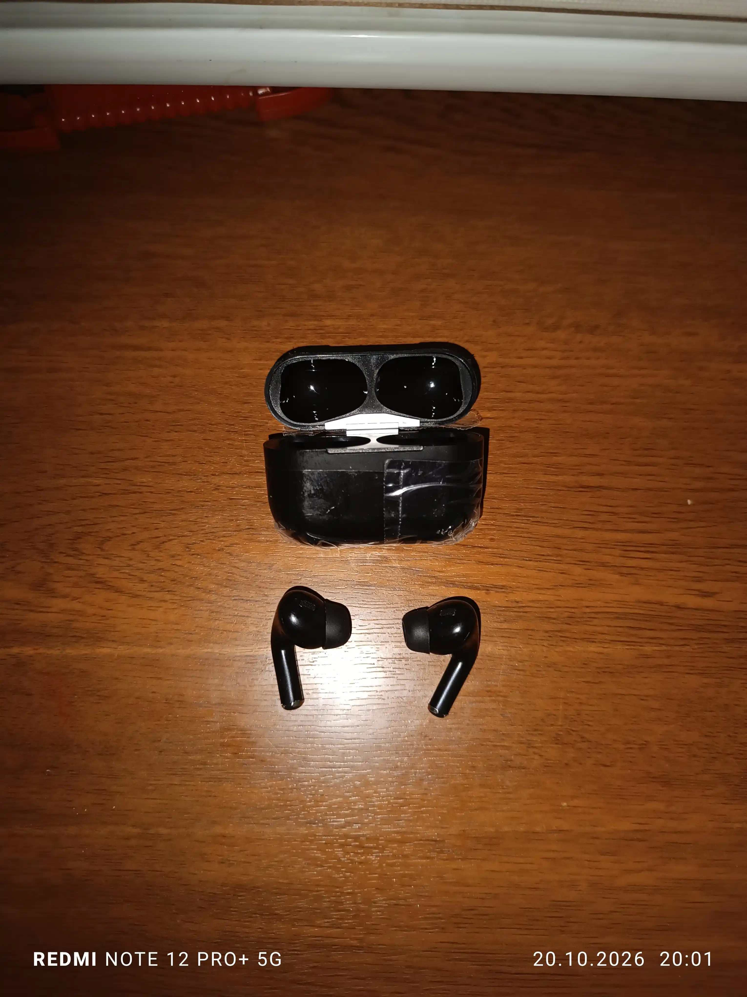 Simsiz quloqchinlar Pro 2, Sensorli keys va mikrafon bilan