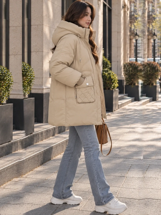 Kurtka ayollar uchun, oversize, qalin kapishoni bilan still koreyskiy kuz va qish uchun