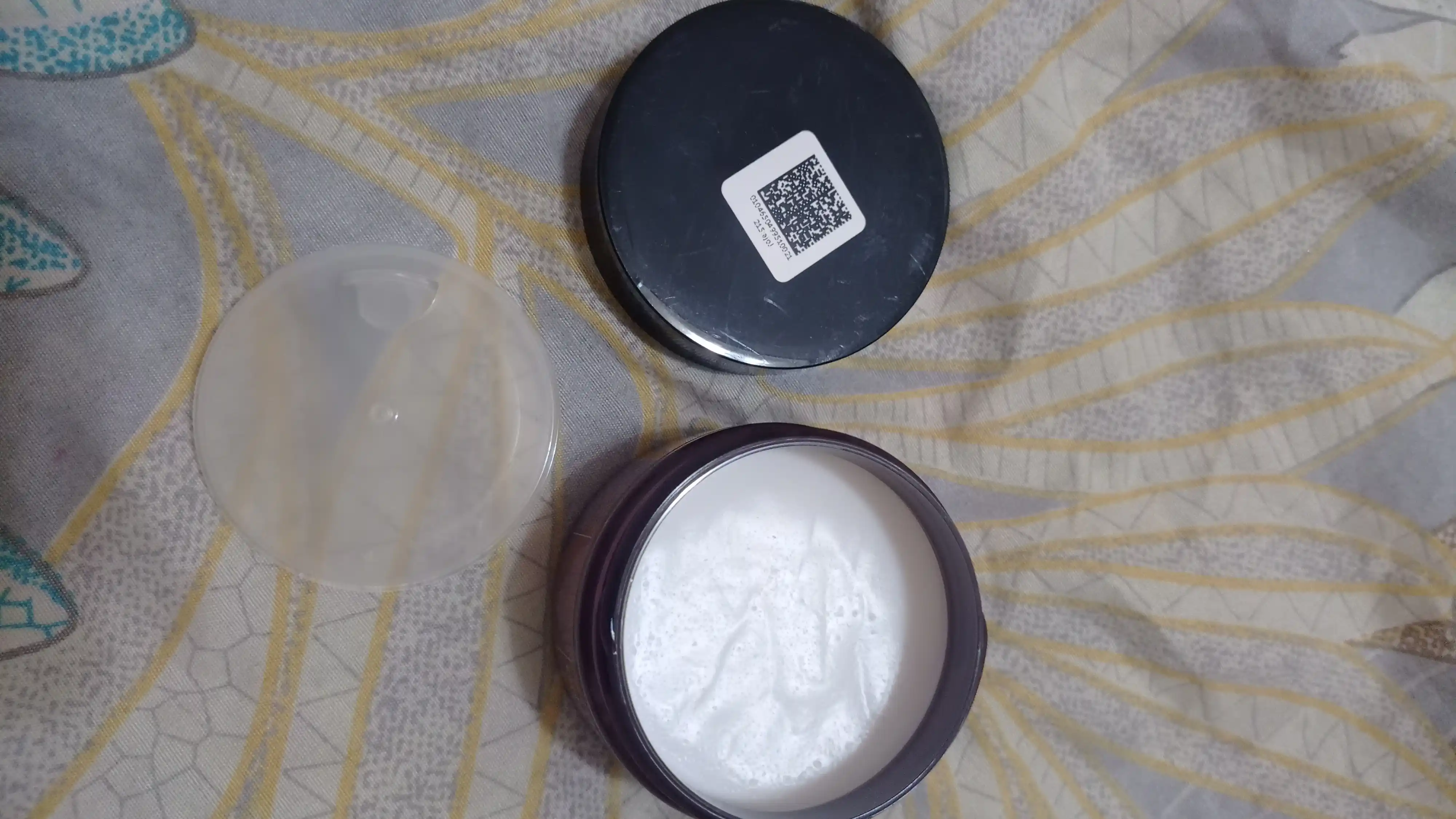 SEMILY oyoq va qo‘llar uchun yoriqlarga qarshi mumli krem, tovonlar uchun yoriqlarga qarshi namlantiruvchi krem, 100 ml