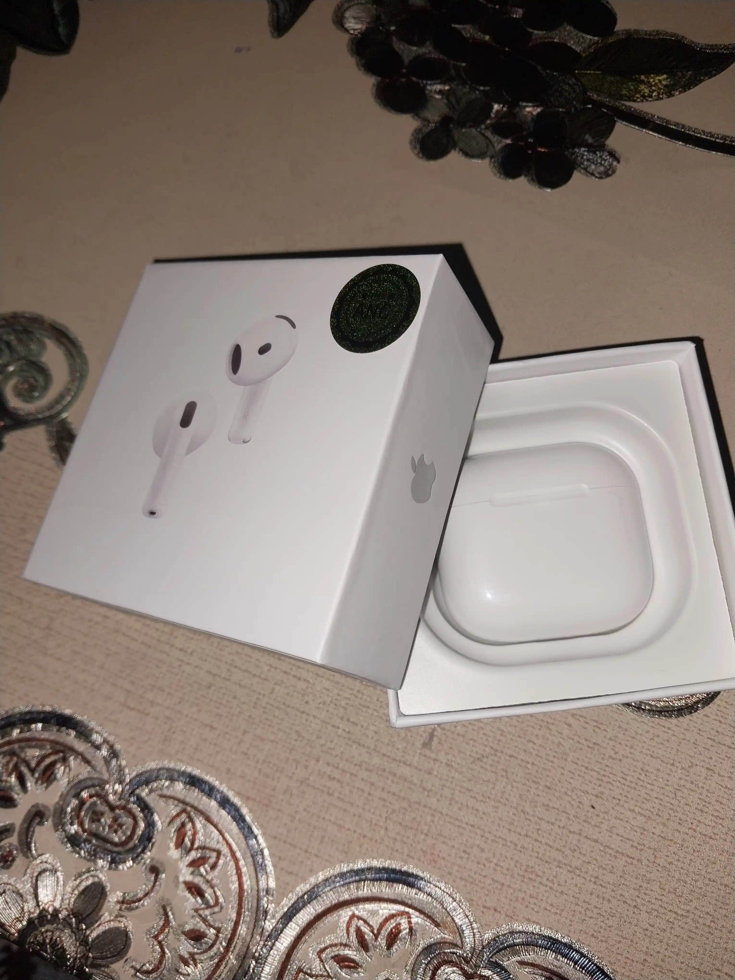 Беспроводные наушники Pods 4 сенсорным управлением для iPhone и Android