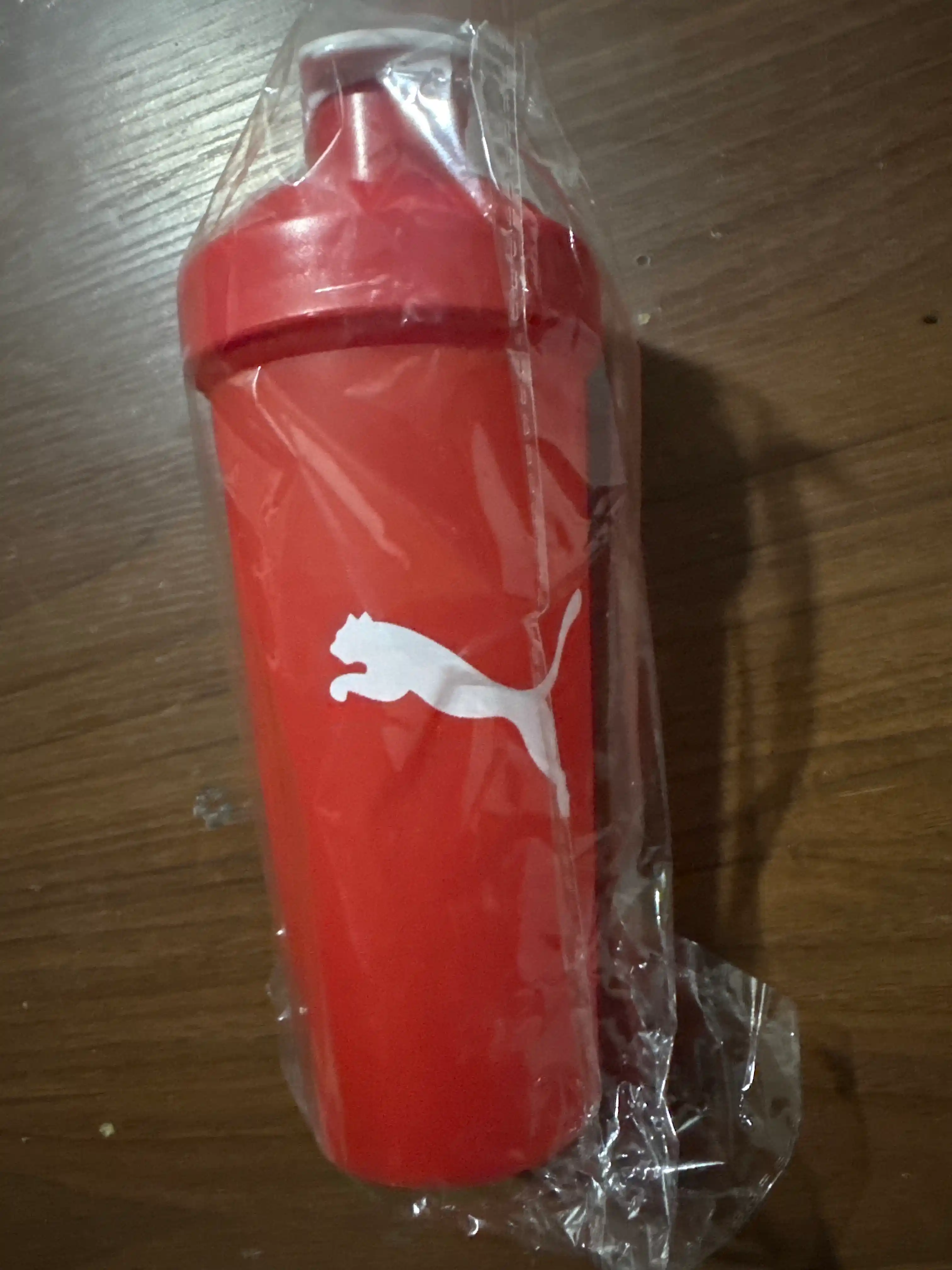 Sheyker, shaker suv shisha, sport idish, geyner, oqsil, protein, 600 ml, uniseks