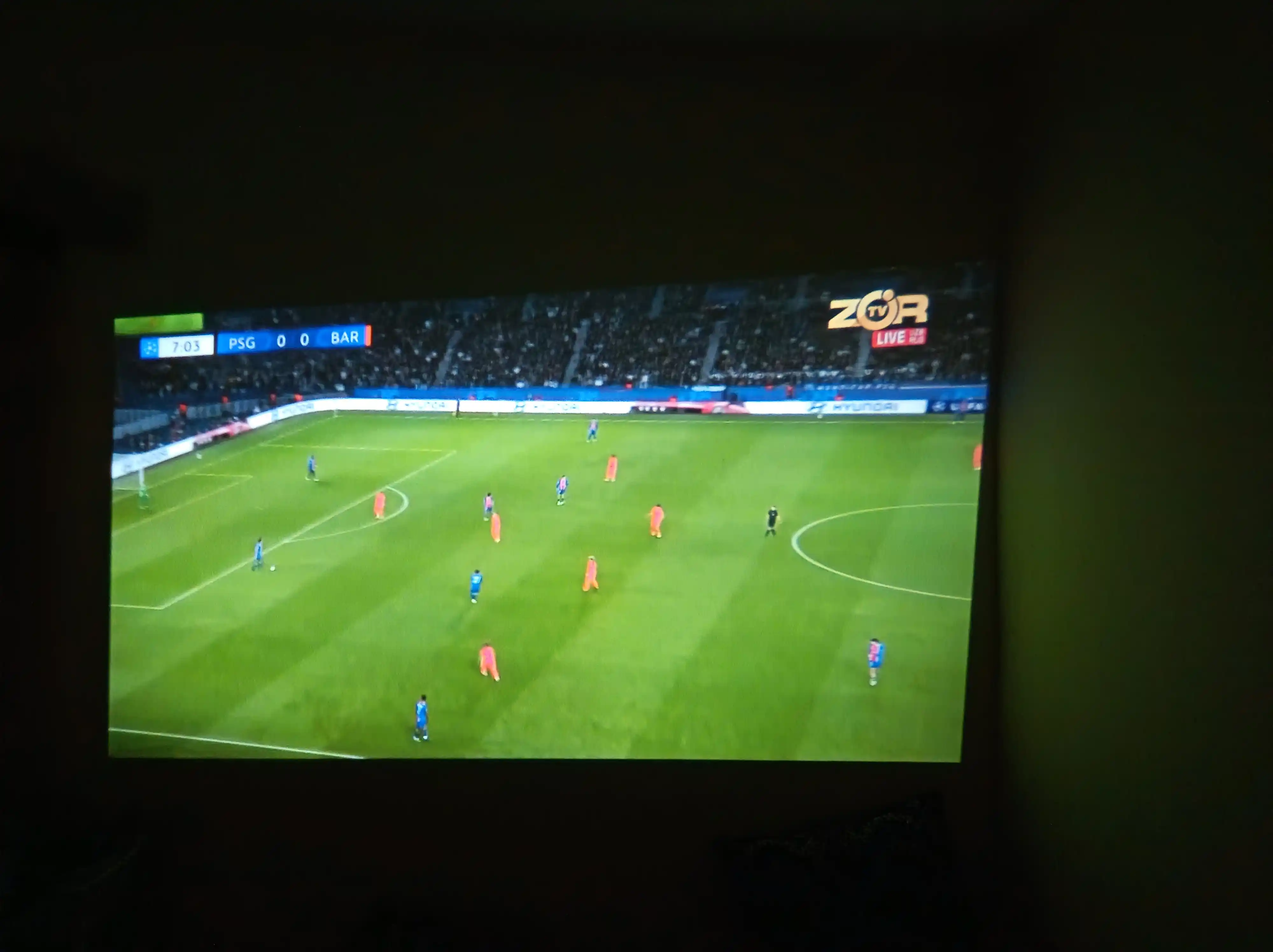 Smart proektor HY300 PRO aqlli proyektor HY300 PRO uy kinoteatri, portativ, Wi-Fi, Android