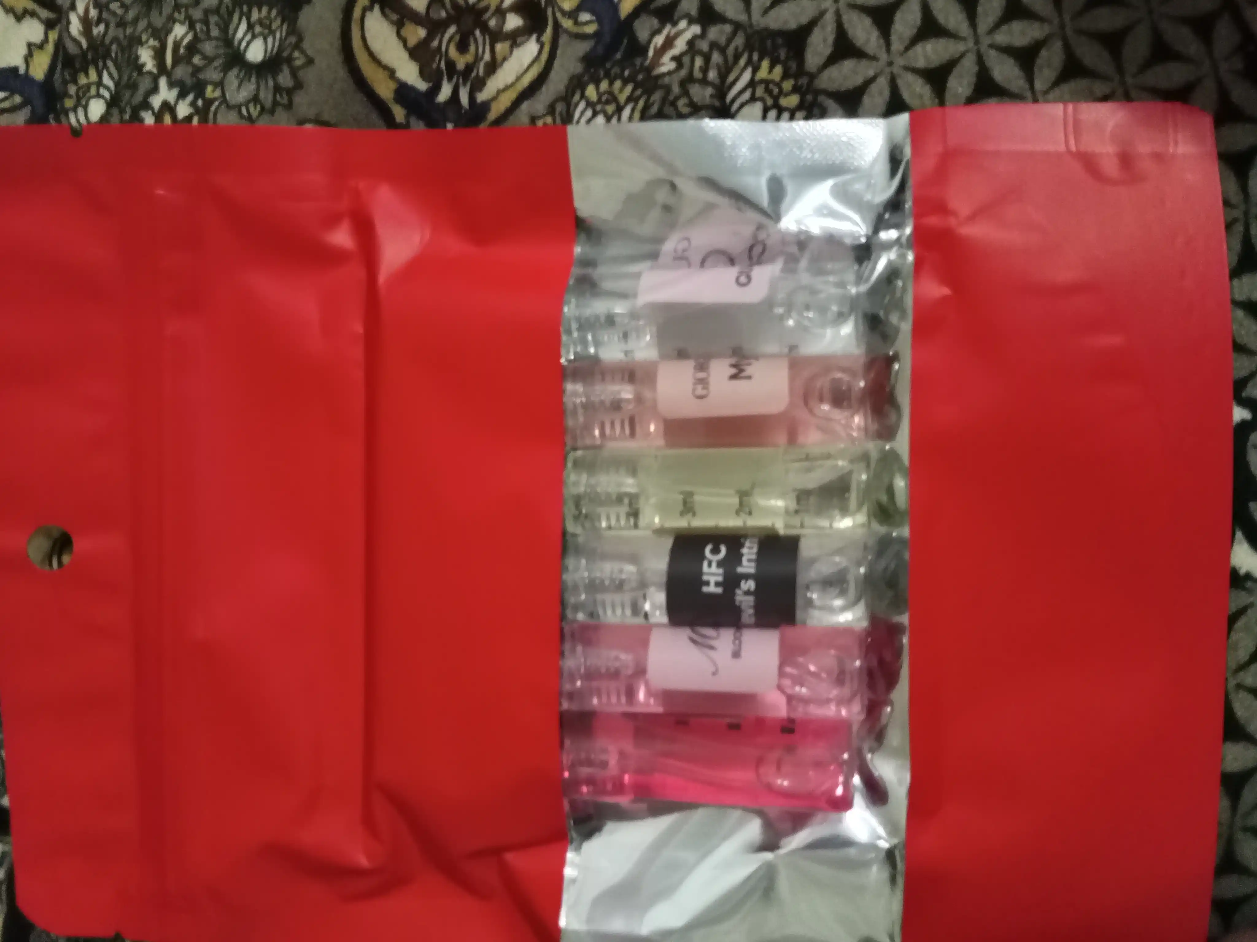 Набор духов для женщин Gucci Flora, Miss Dior, Devil's Intrigue, Libre, Lost Cherry, 6 в 1