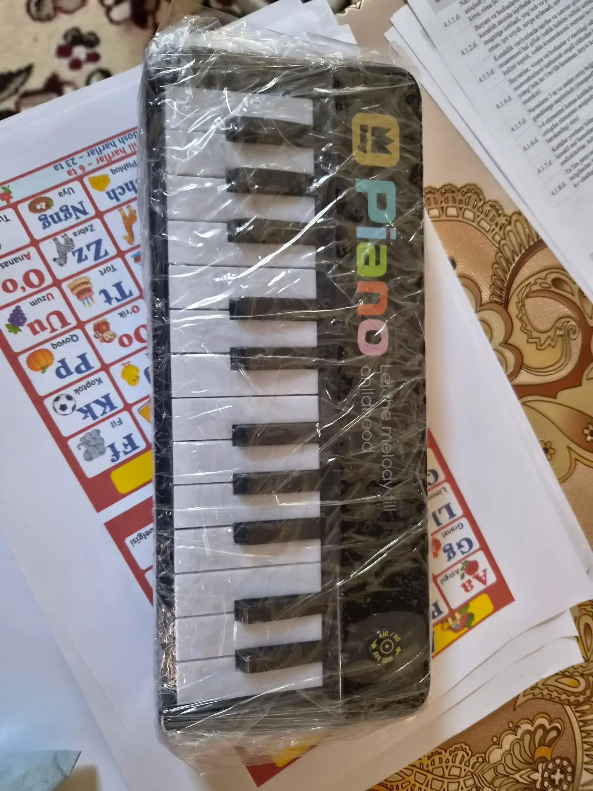 Bolalar musiqiy pianinosi Baby Piano, 3 o'lcham, yorug'lik va musiqa effektlari