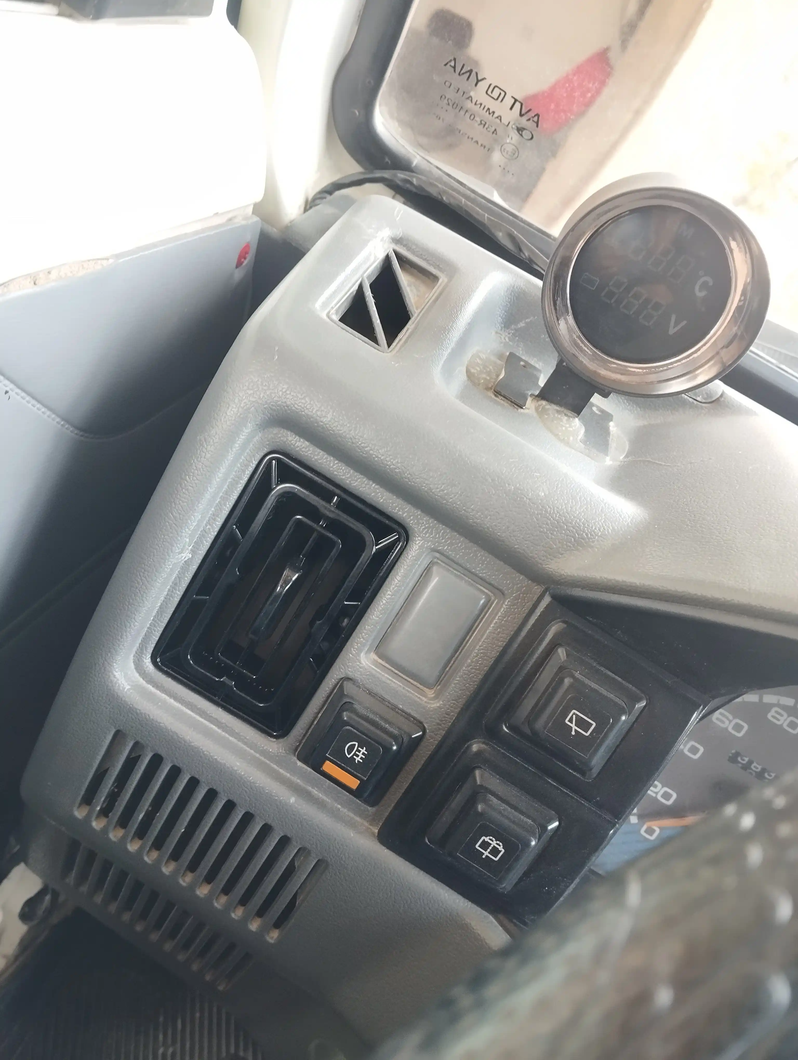 Damas uchun Mercedes uslubidagi premium salon deflektori (havo chiqarish panjarasi)