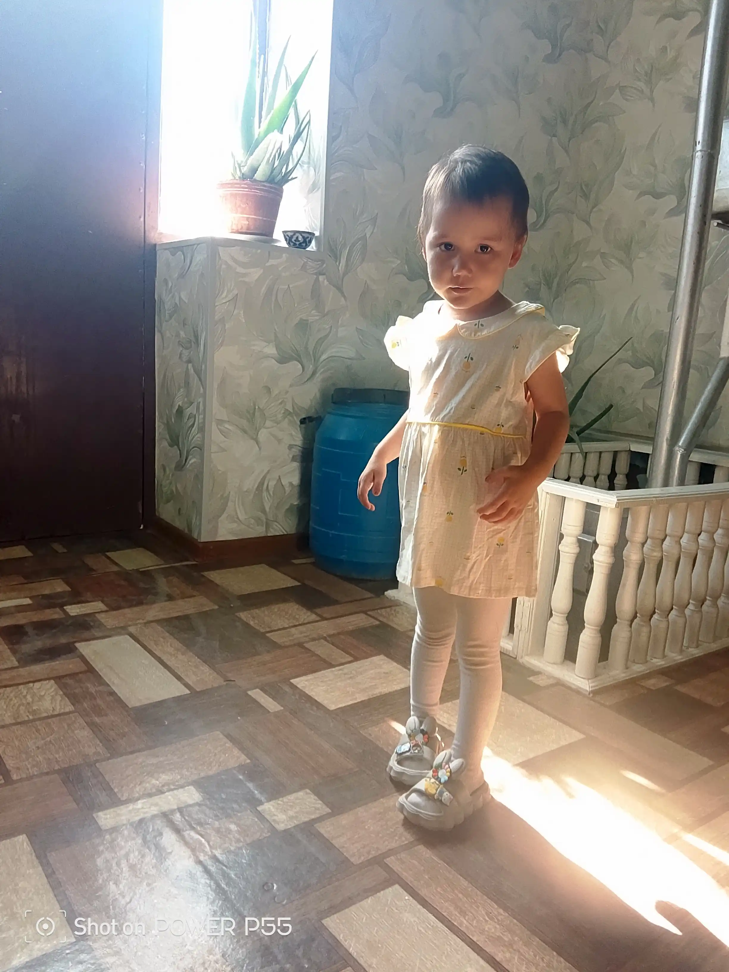 Bolalar uchun zamonaviy tapochka – yumshoq, qulay va sirpanmaydigan uy shippagi