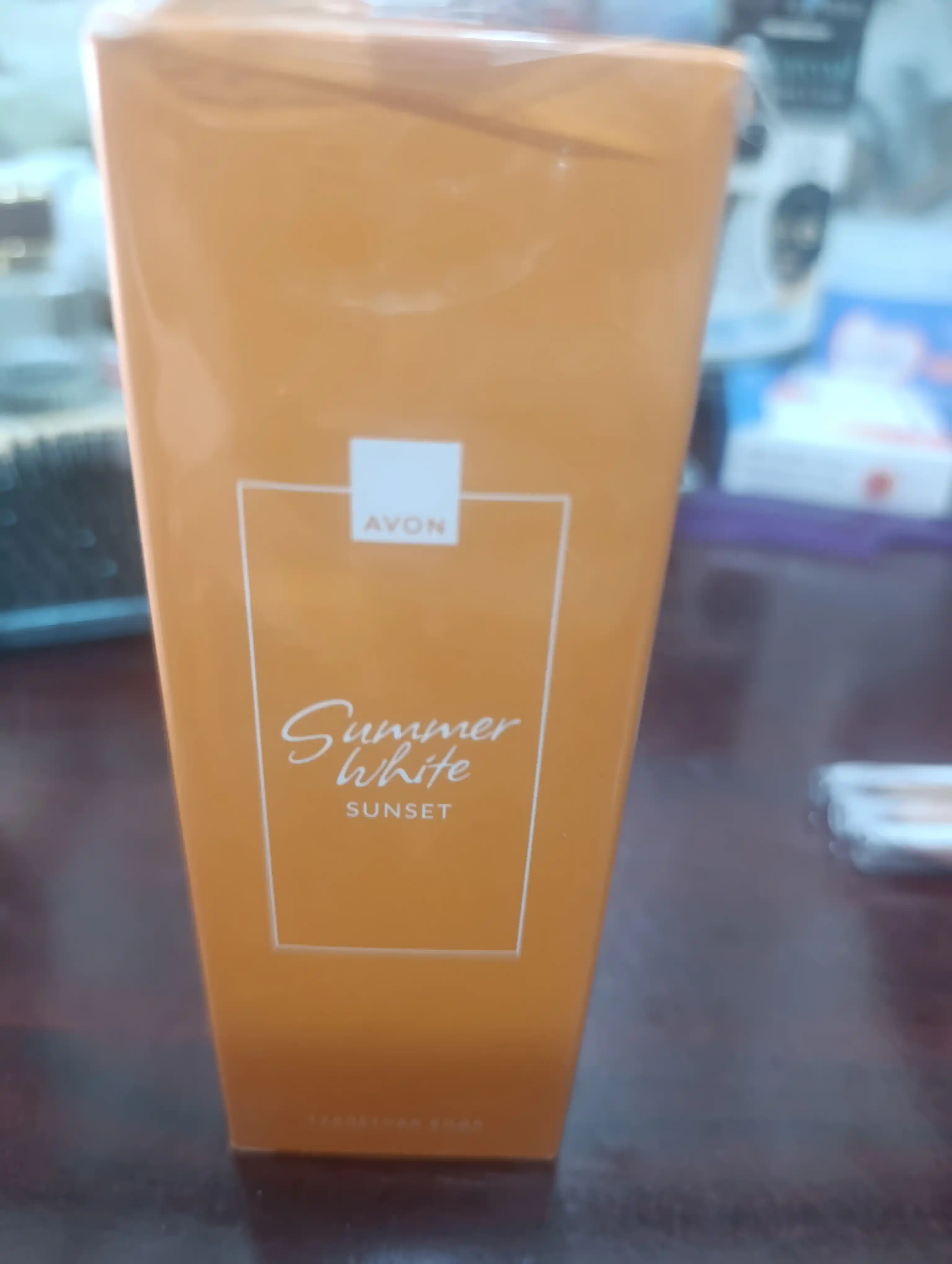 Avon Summer White Sunset atirli suv 45 ml