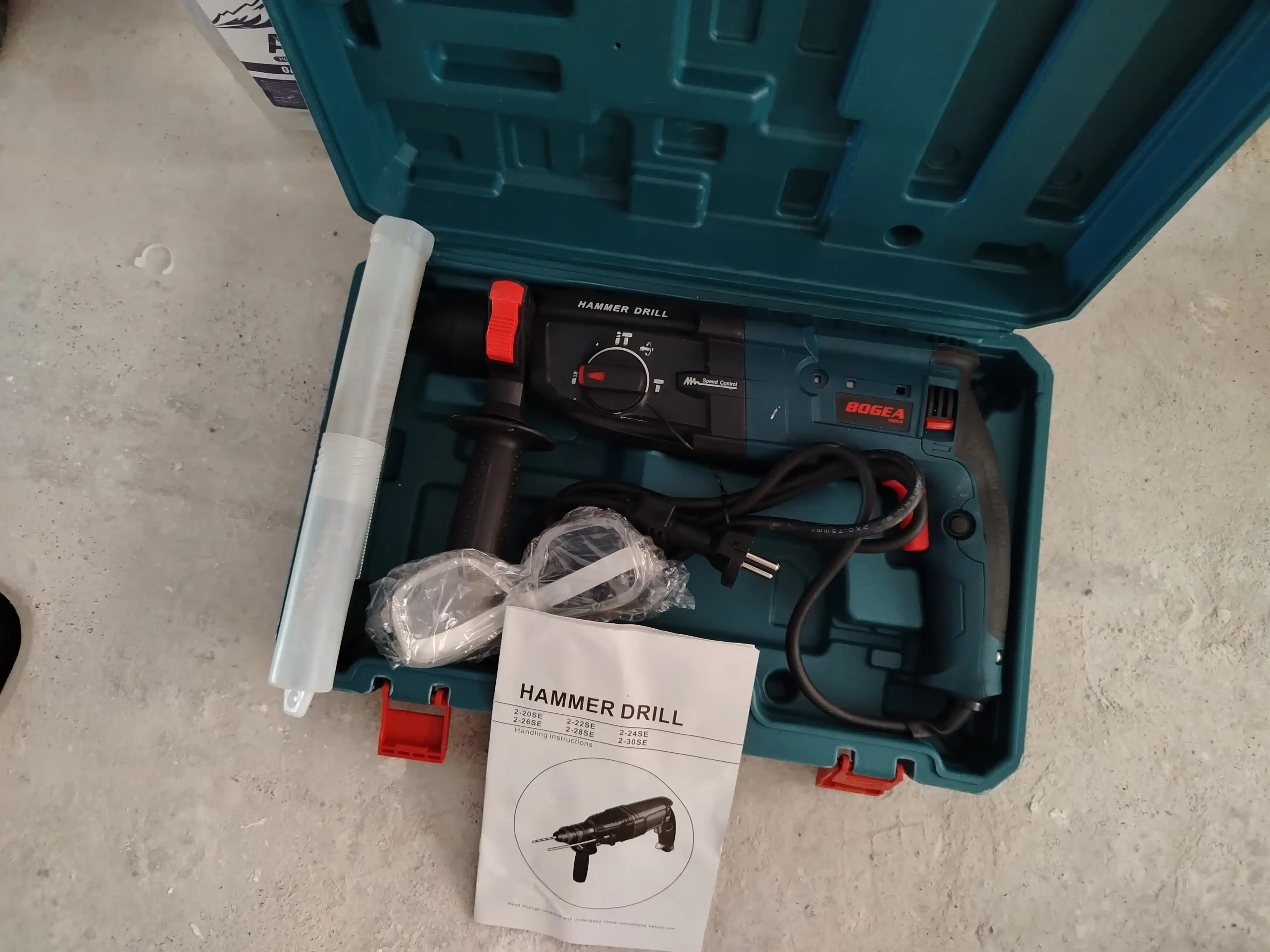 RH 2-26, 1300 Vt quvvatli professional perforator