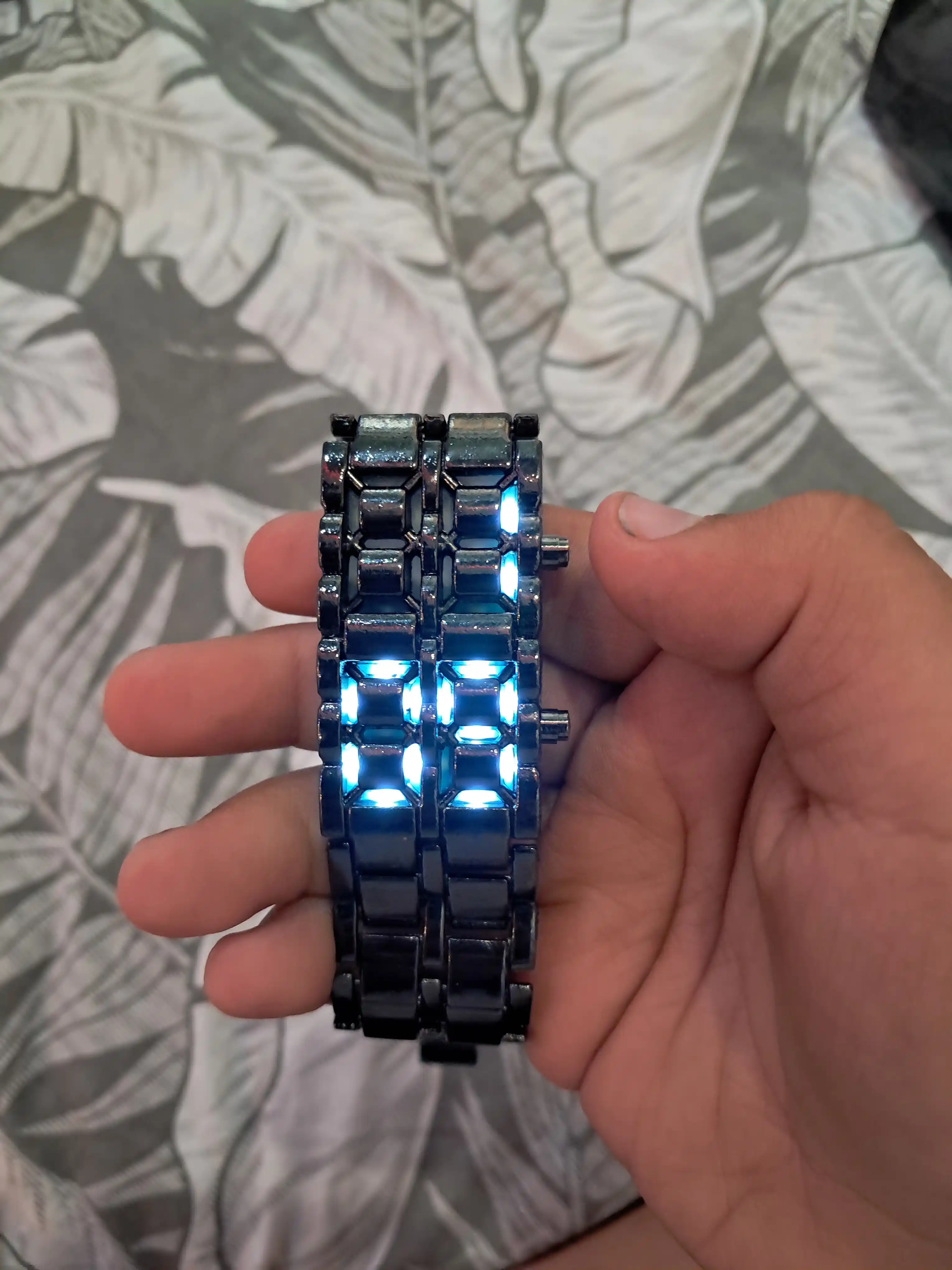 Мужской LED-часовой браслет, наручные часы с ярким дисплеем, LED-лампа, браслет