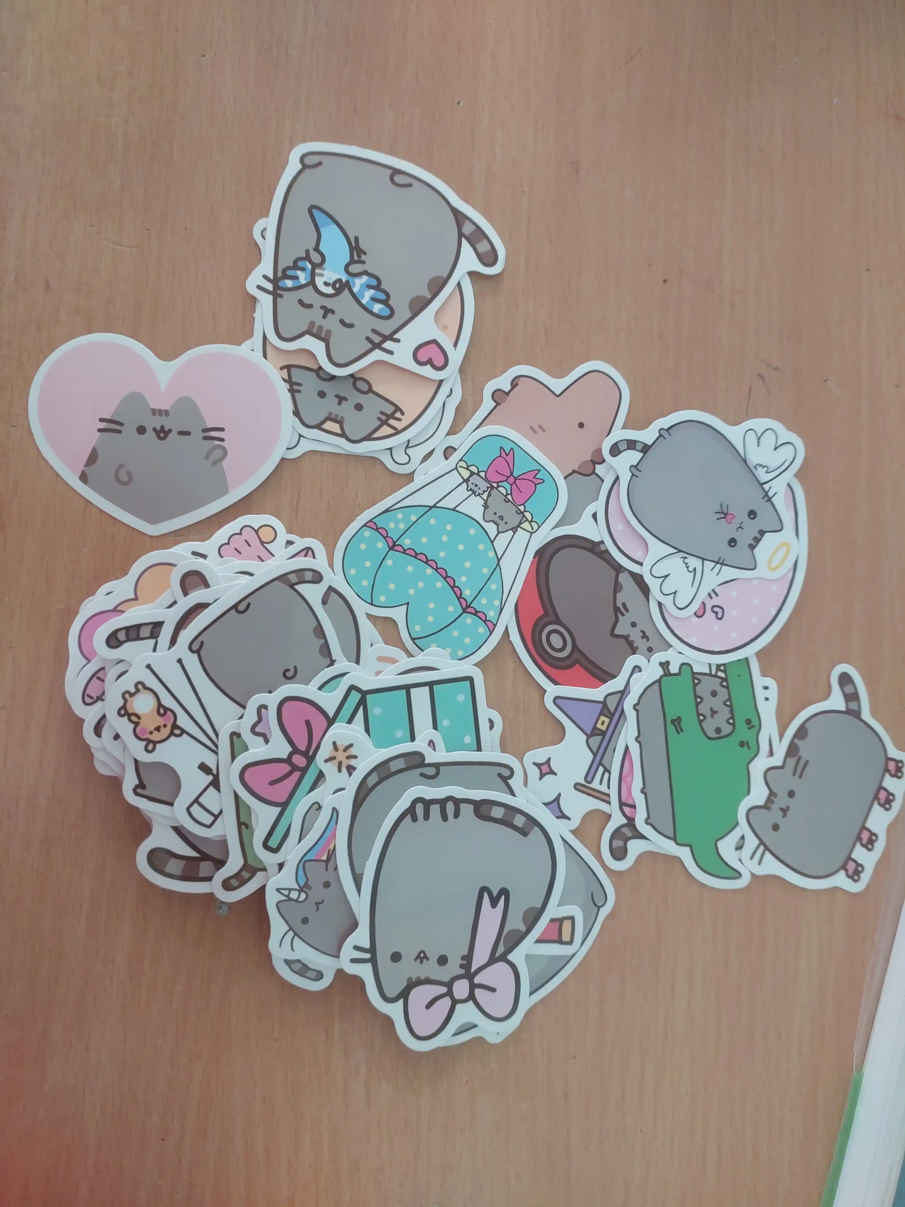 Стикеры Pusheen — милые котики, 60 шт