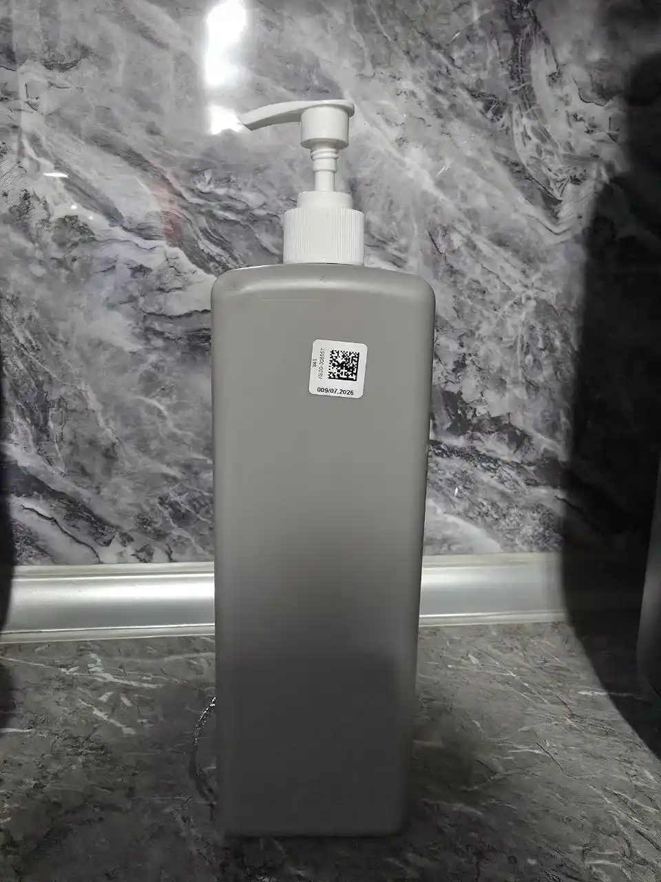 Soch uchun shampun Likato Keraglow, keratin shampun quruq sochlar uchun, 1000 ml