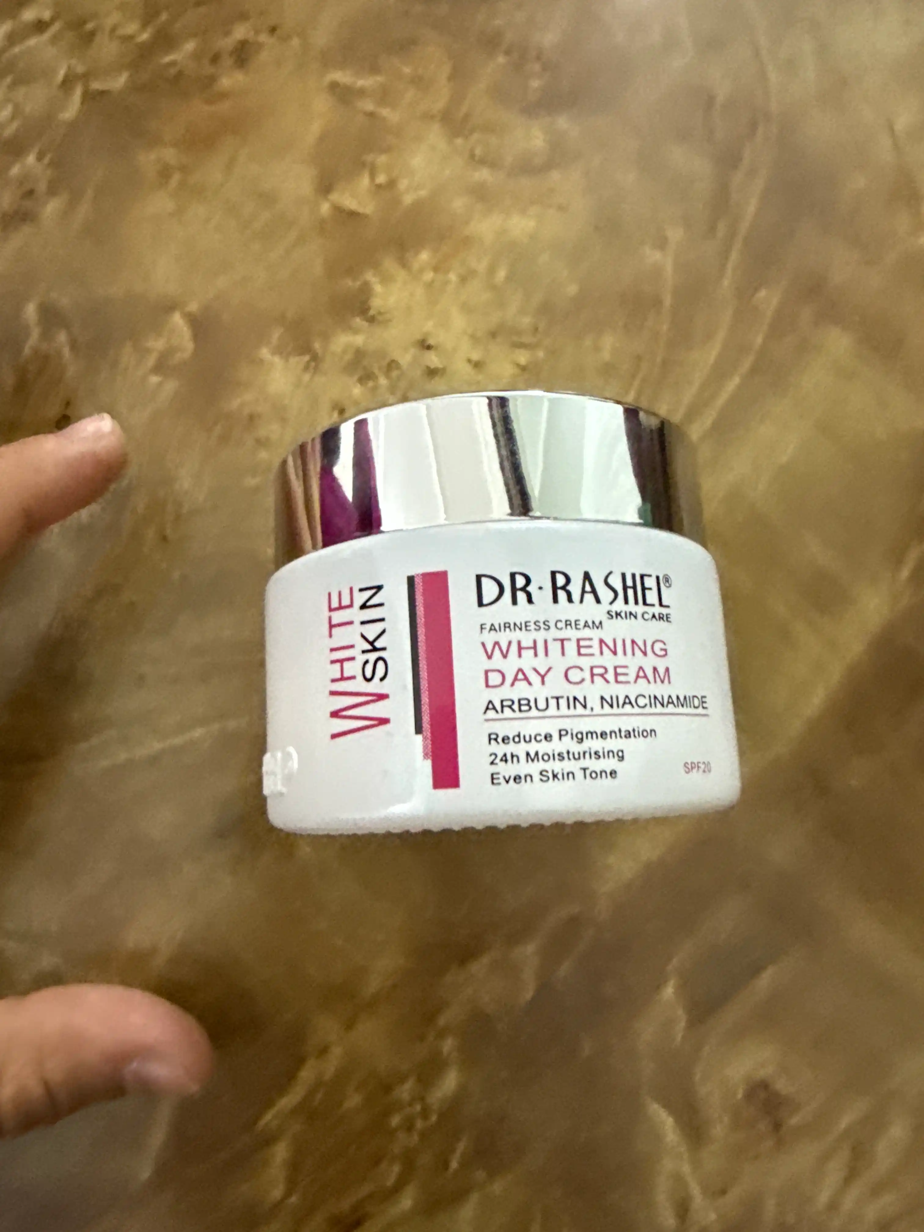 Отбеливающий дневной крем для лица от пятен с SPF20, Dr. Rashel Whitening SPF20, 50 г
