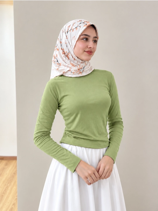 Ayollar longslivi, uzun yengli, tor bichimli, elastik bazaviy kofta S-M, L-XL razmer