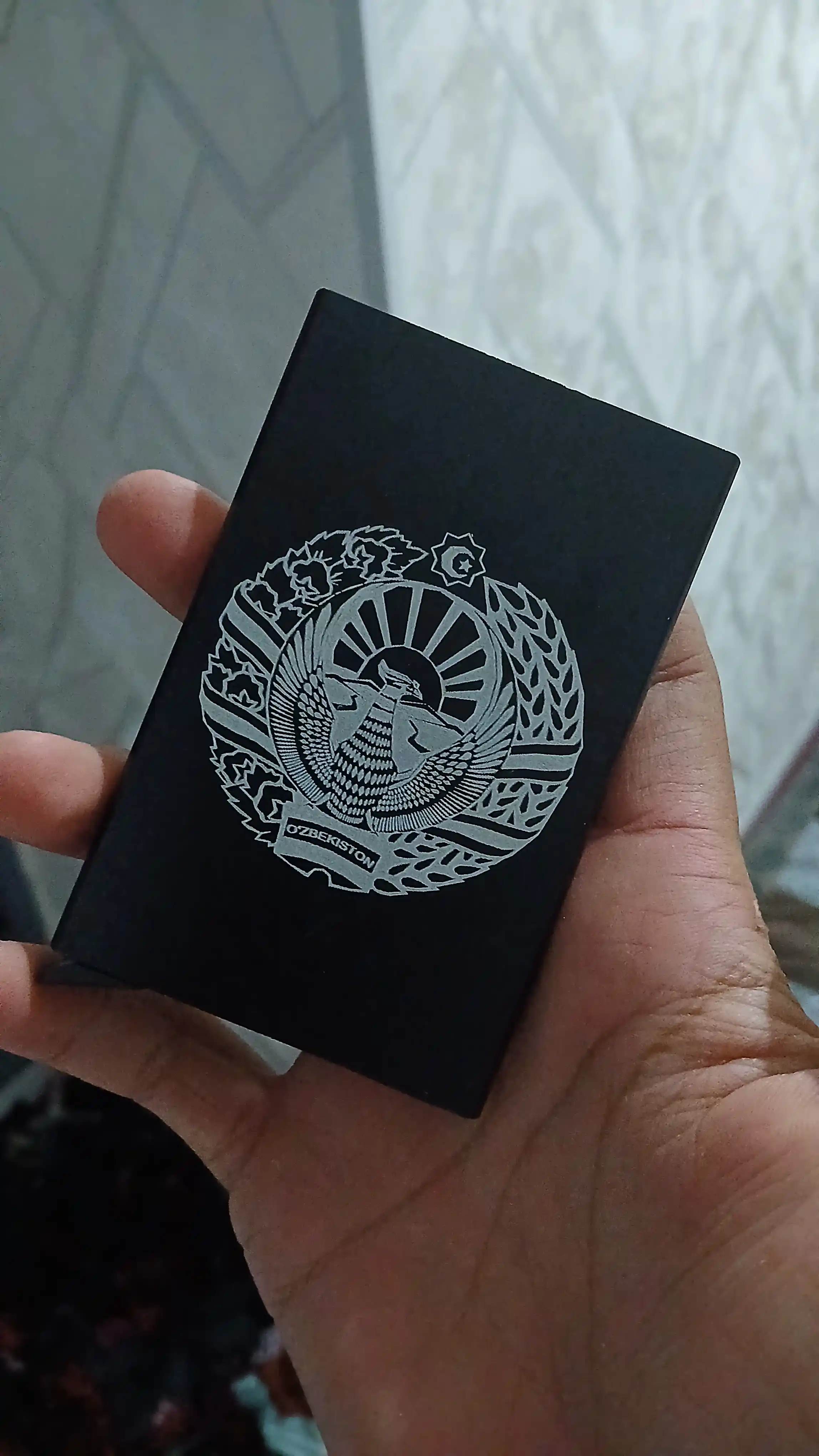 Metall kardxolder-RFID himoyasi, ixcham va ishonchli, hujjatlar uchun taktik