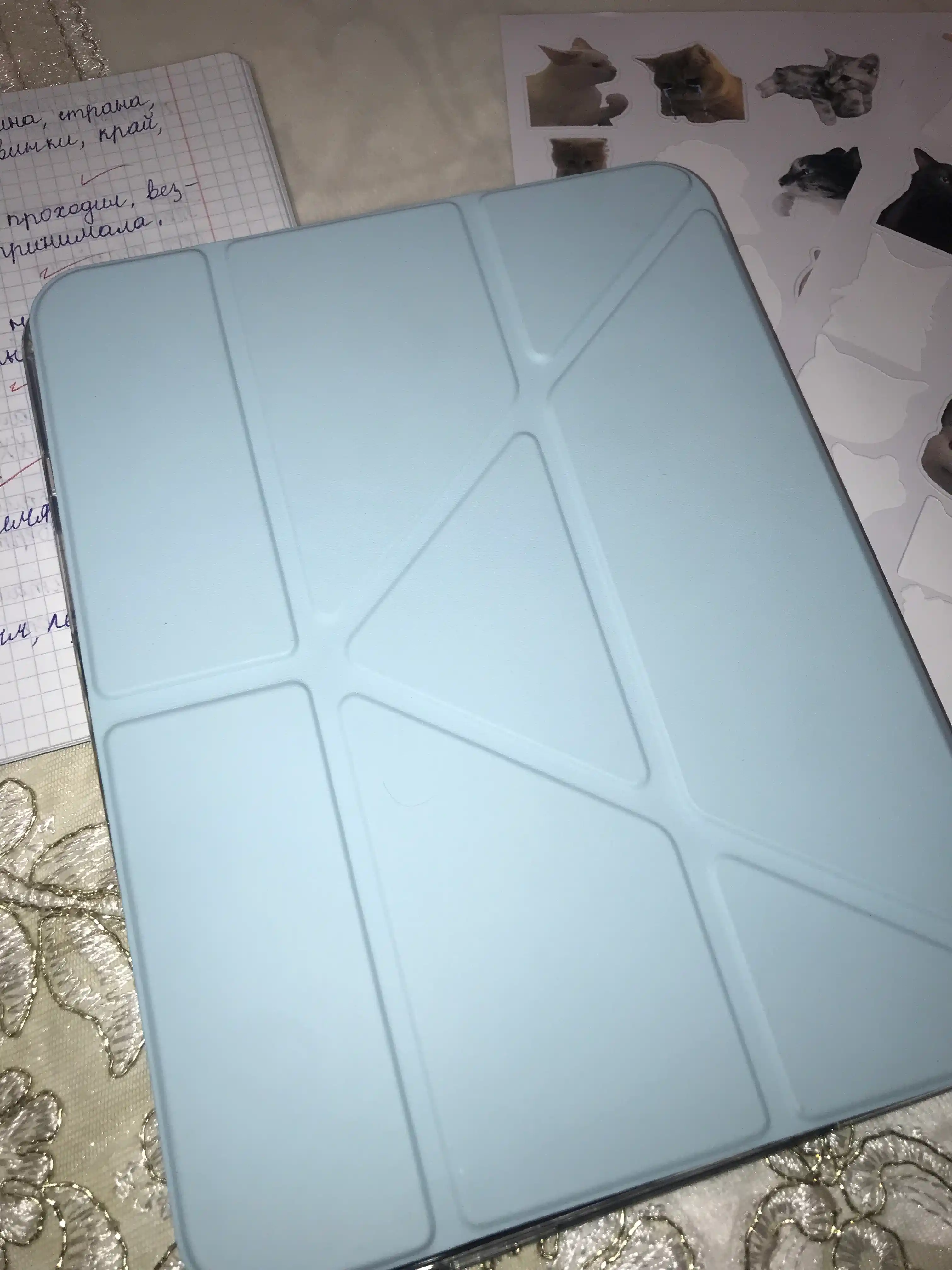 IPad A16 uchun chexol Smart Case tagligi bilan shaffof himoya g‘ilofi