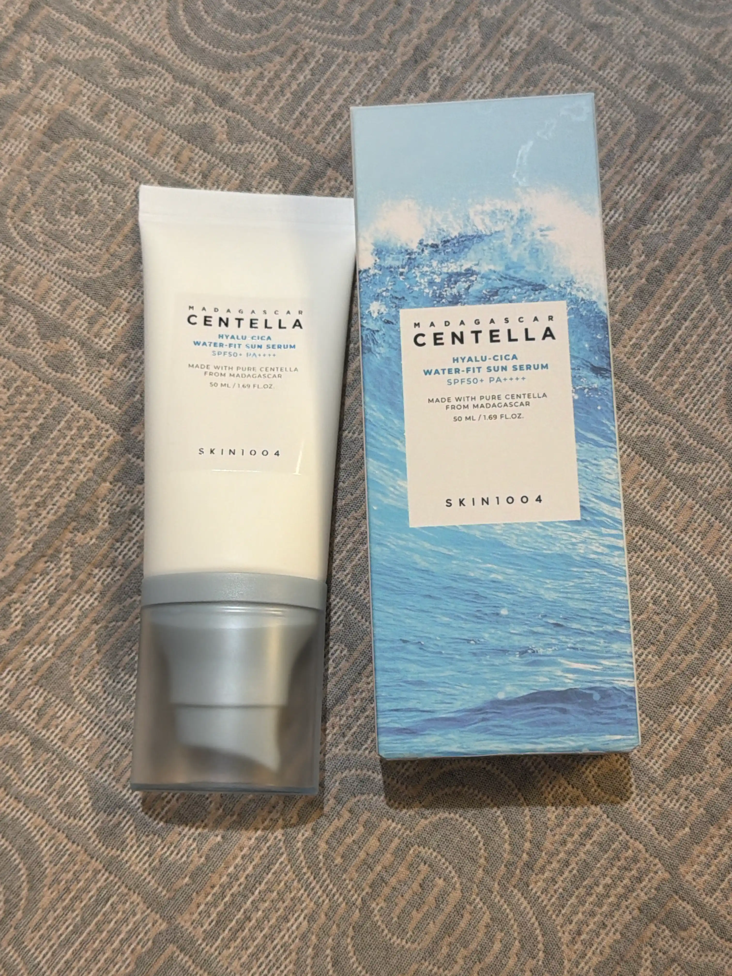 Солнцезащитный крем SKIN1004 Madagascar Centella Hyalu-Cica Water-Fit SPF50/PA++++, 50 мл