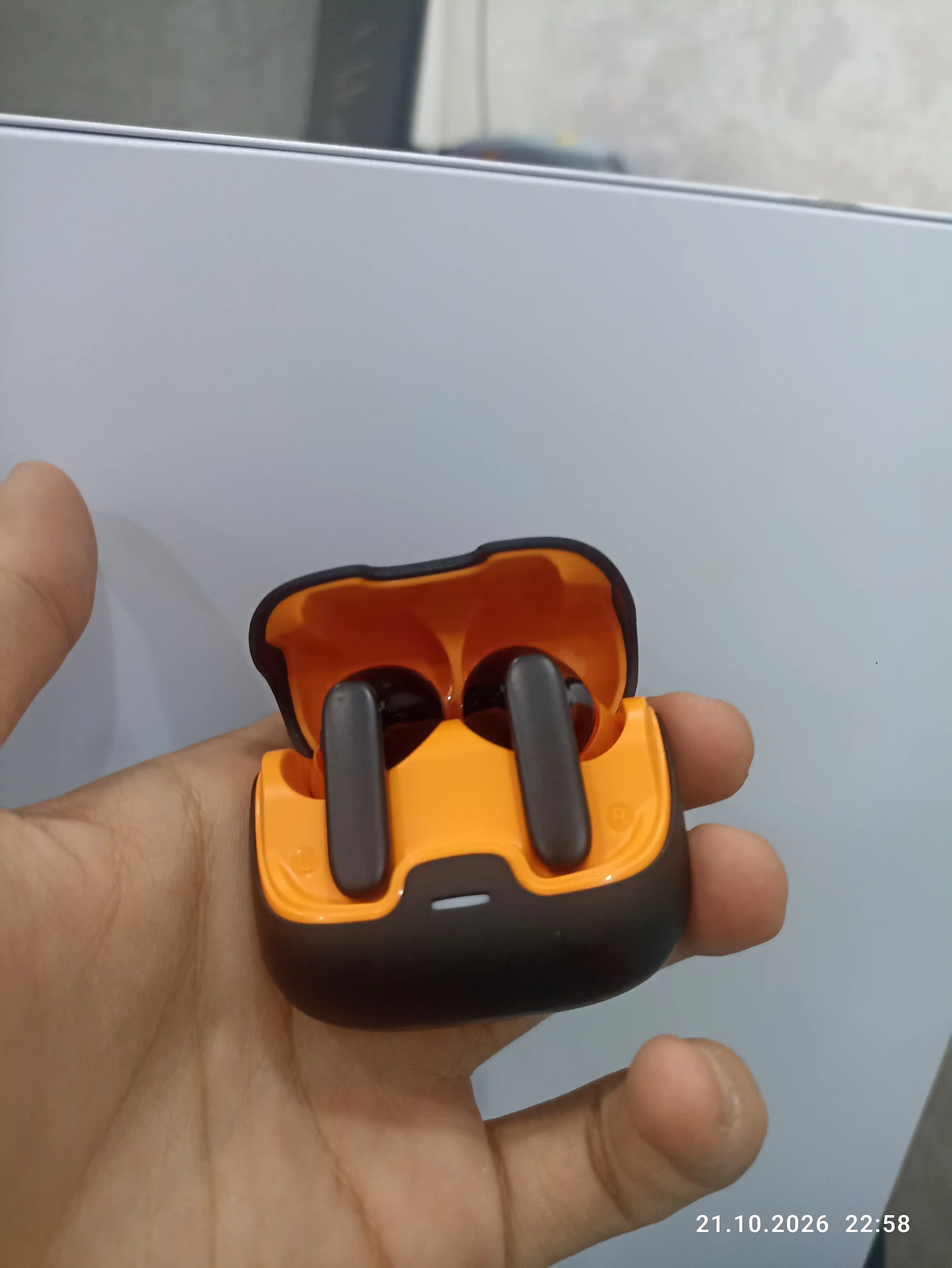 Simsiz Bluetooth quloqchinlar, TWS sensorli, iPhone va Android uchun, kuchli bass S36