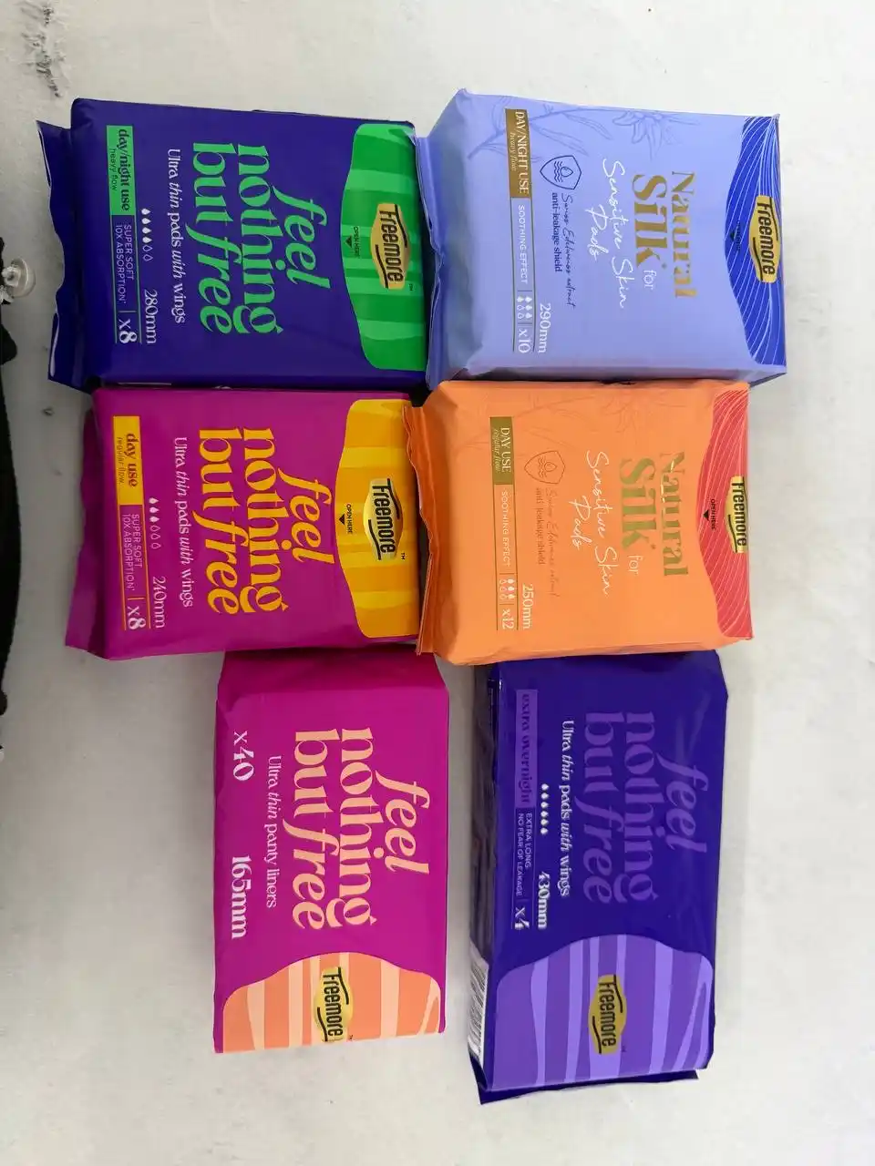 FREEMORE gigienik prokladkalar, ultra yupqa kunduzgi, qanotli, 0,07 sm, 240 mm, 8 dona