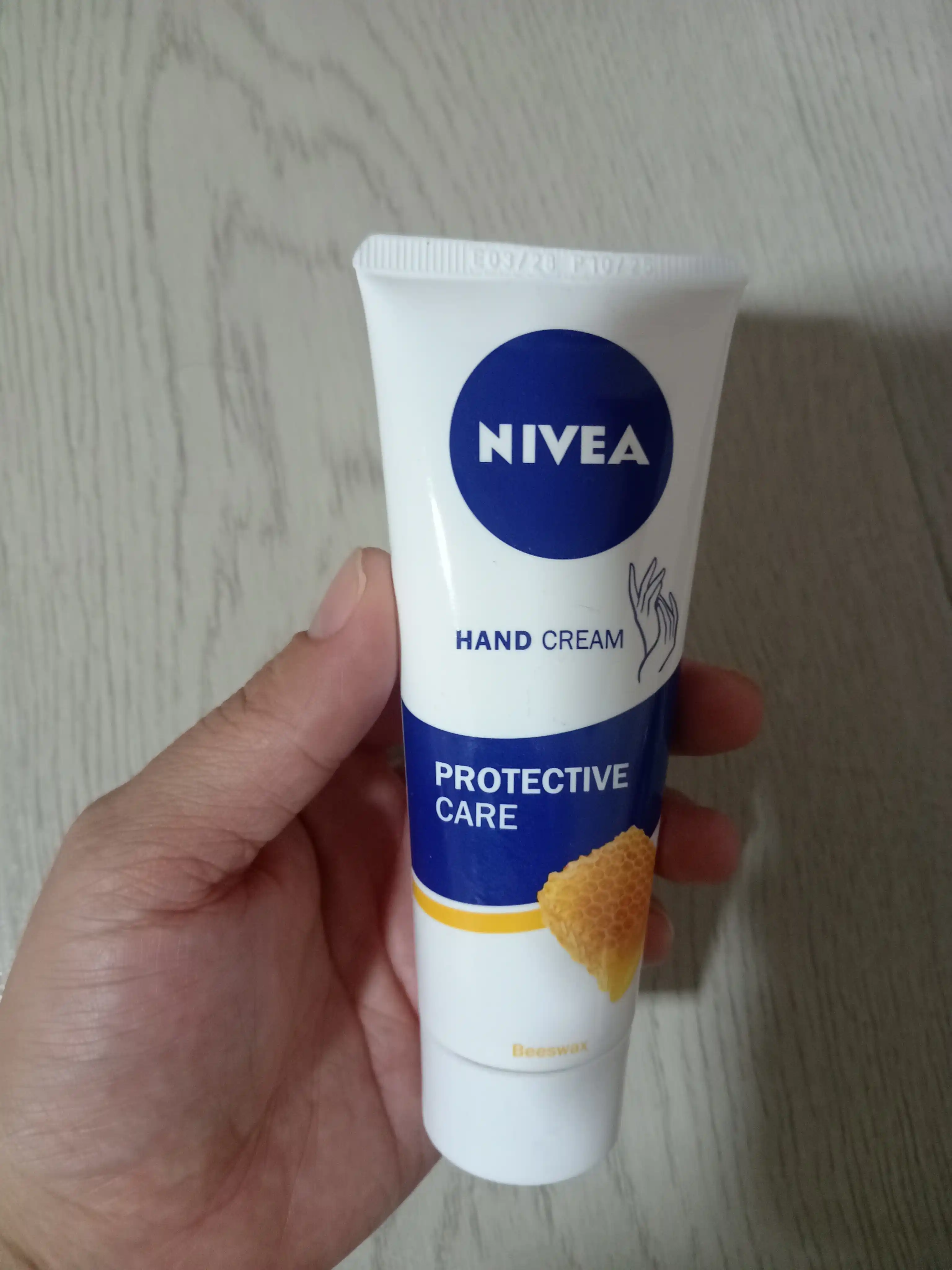 NIVEA Крем для рук увлажняющий, 75 мл