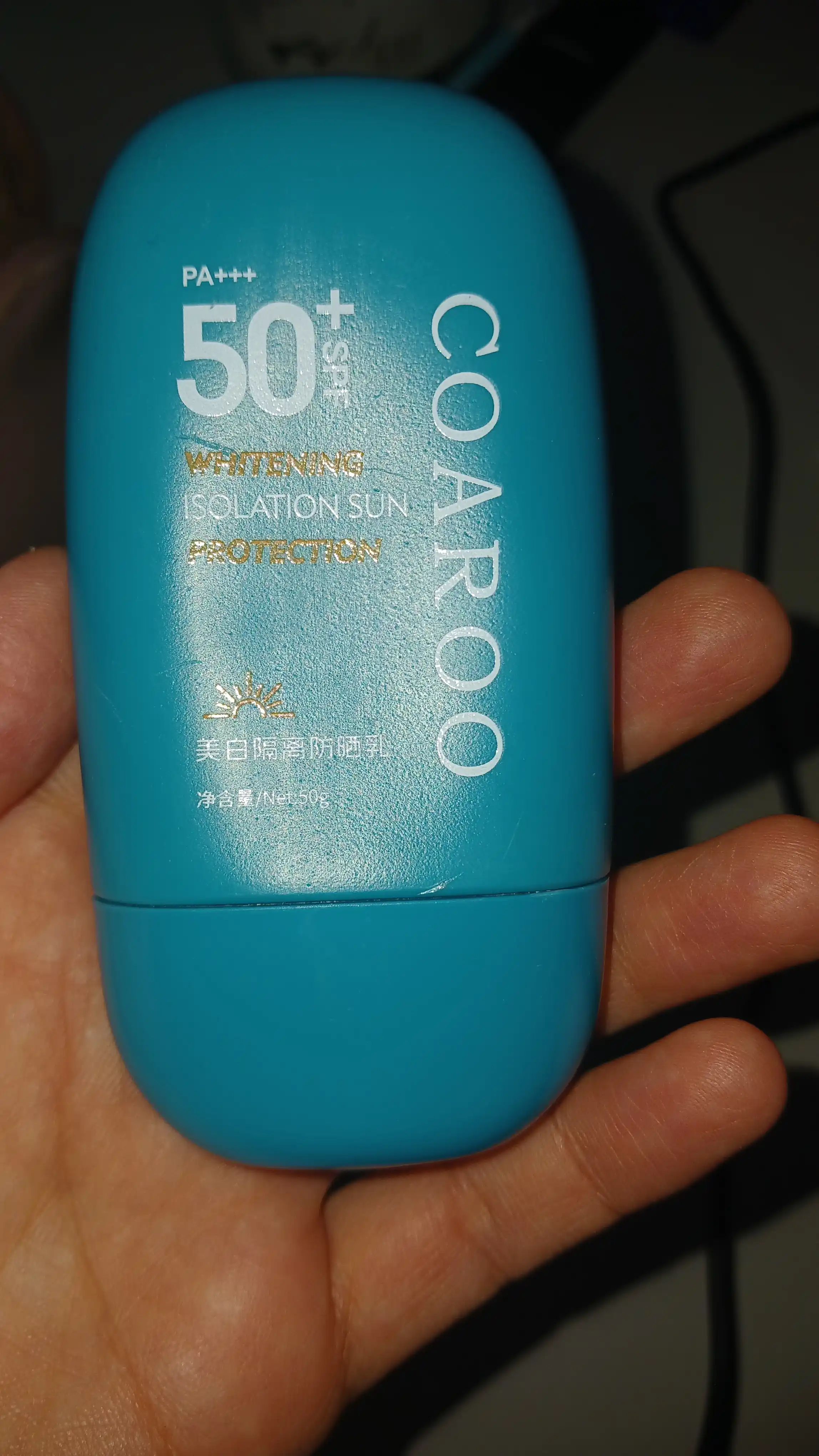 Yuz uchun SPF 50 namlantiruvchi quyoshdan himoyalovchi krem