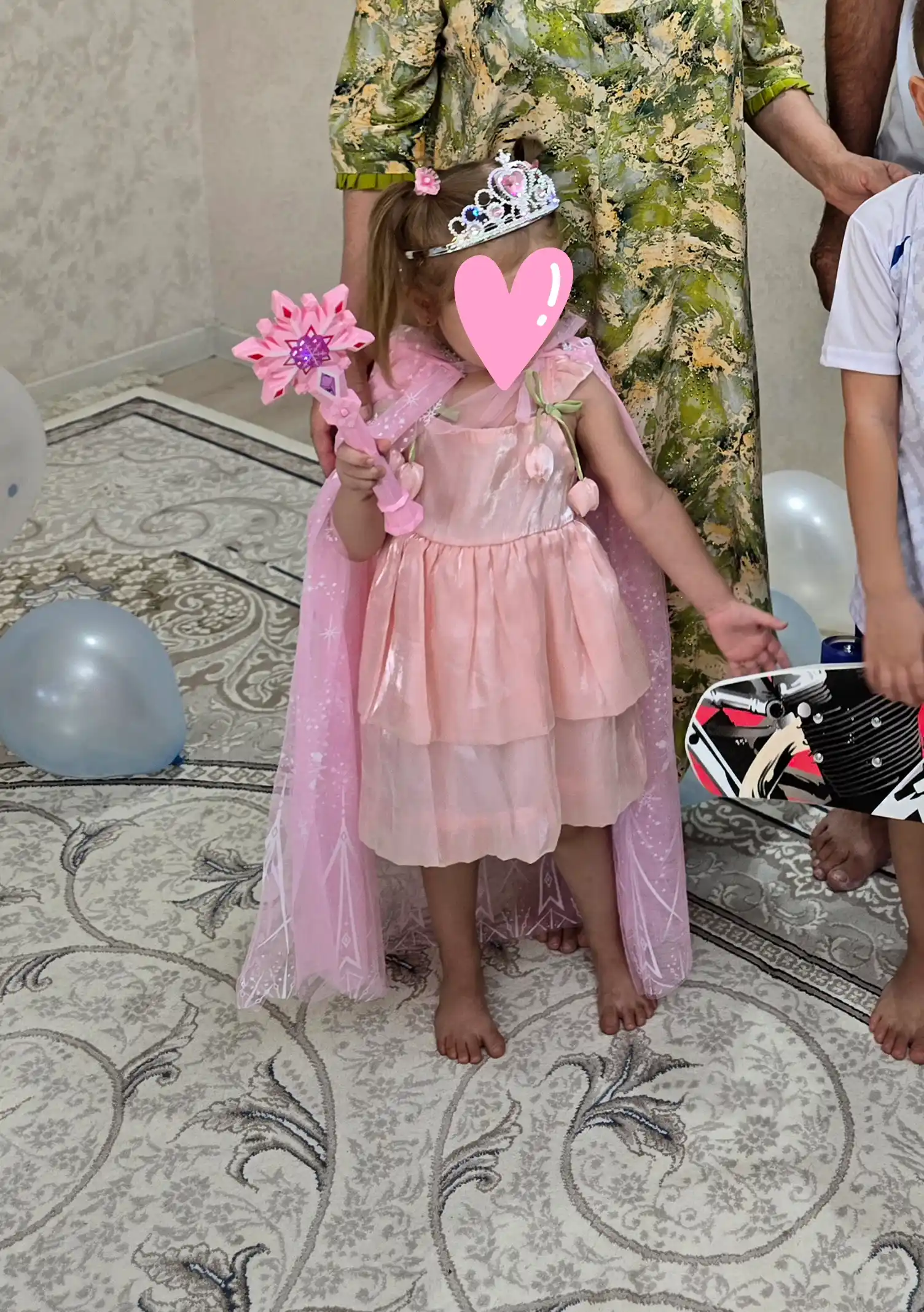 Qizaloqlar uchun Elsa yoping ich, sehrli tayoqcha va korona