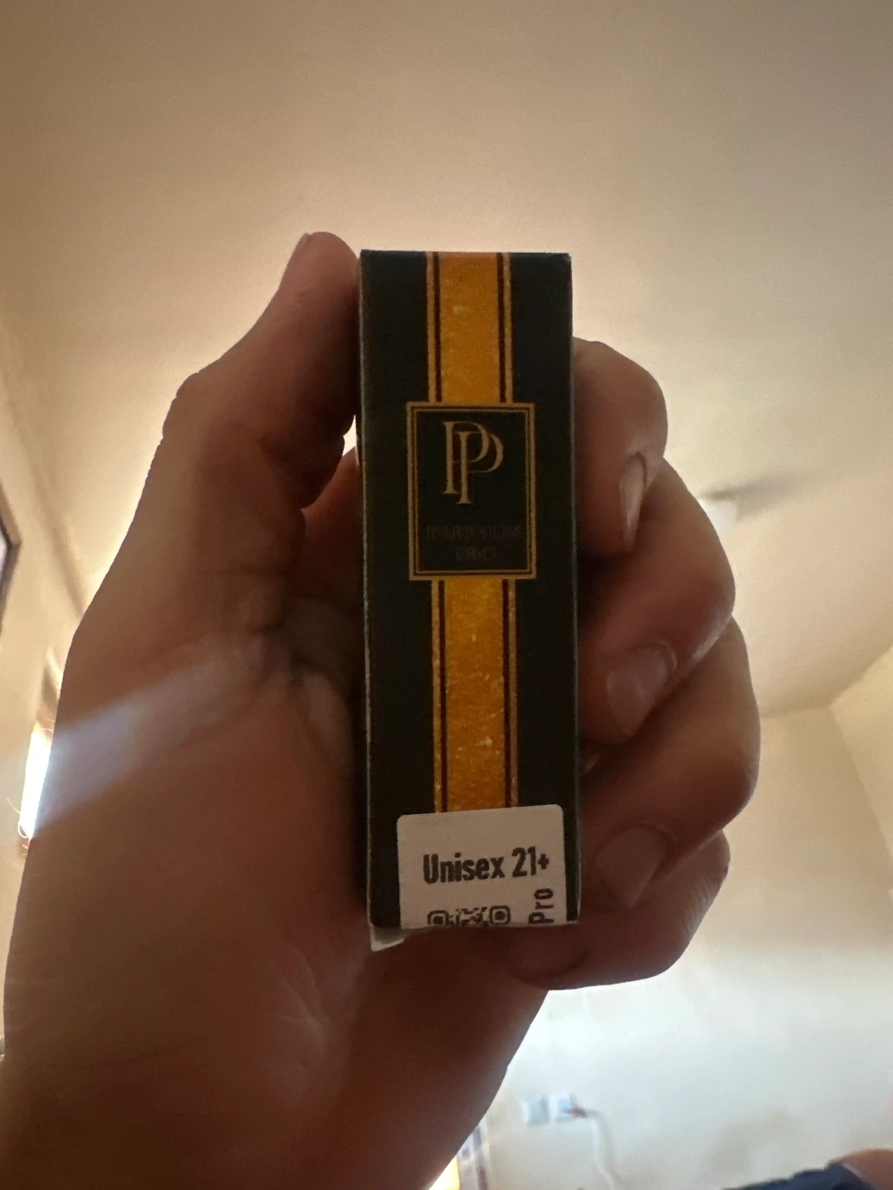 Unisex 21+ Eau de Parfum, erkaklar va ayollar uchun uzoq muddatli ta'sirga ega Feramon atr by Parfyum Pro