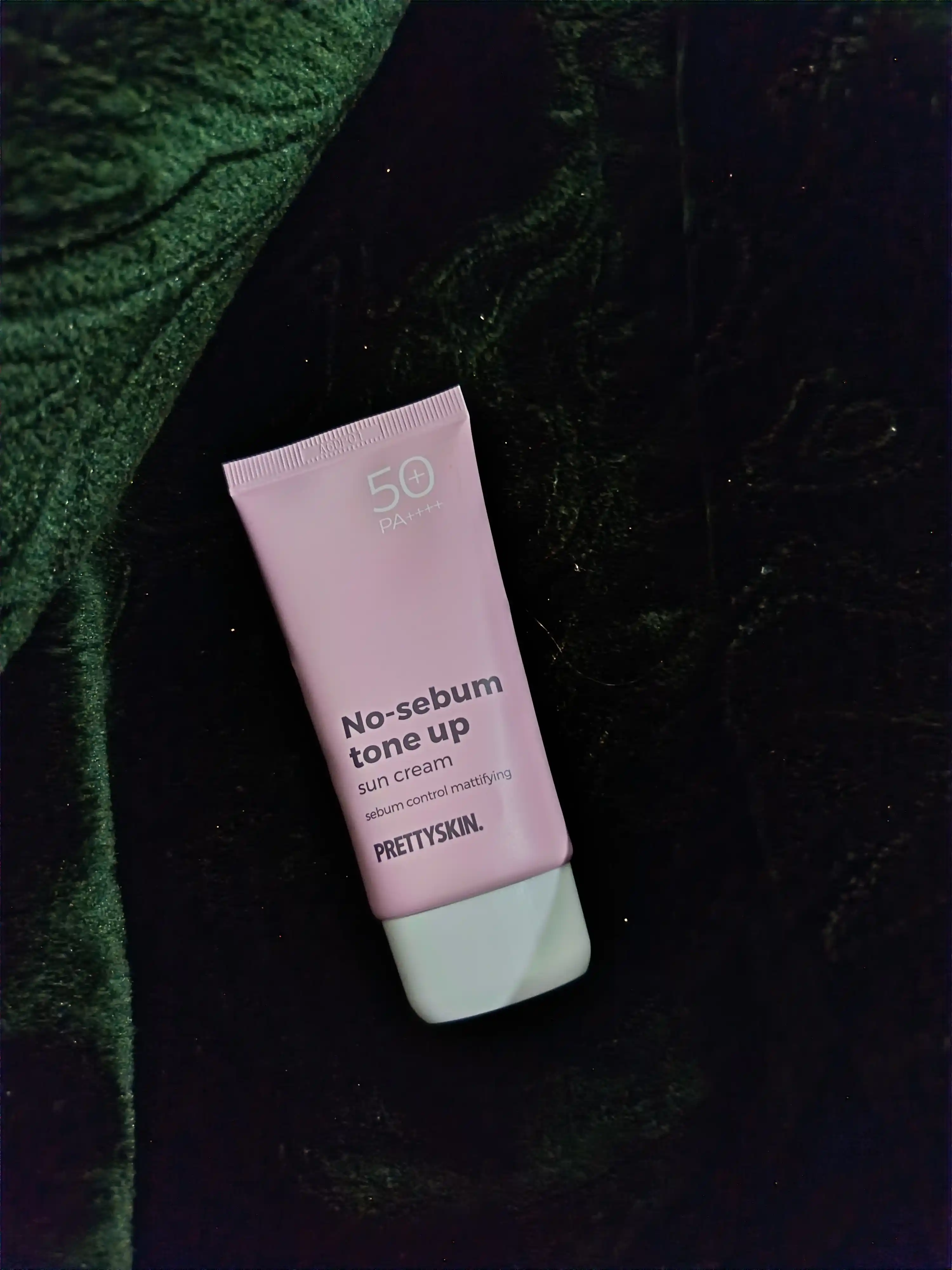 Pretty Skin Увлажняющий солнцезащитный крем для лица SPF50+ РА+++ разных типов кожи, 70 мл
