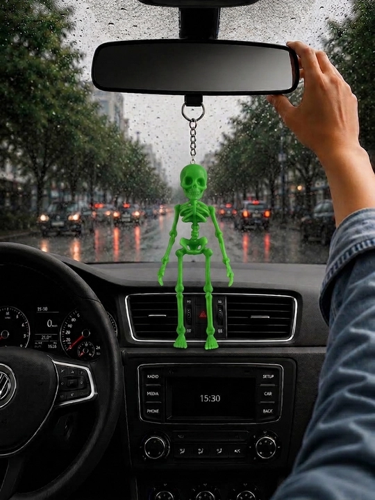 Qo‘zg‘aluvchan brelok odam skeleti, artikulyatsiyalangan brelok