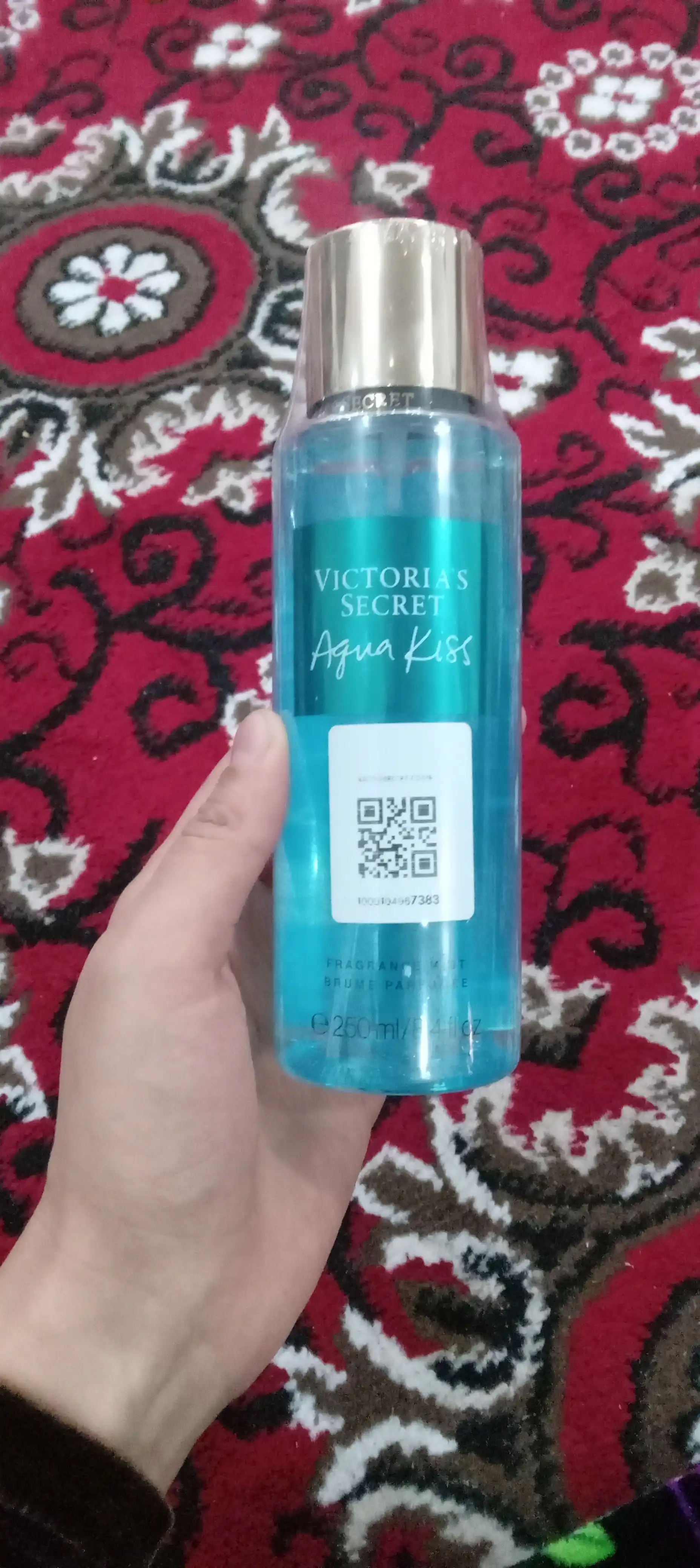Parfyumlangan tana spreyi suvi Victoria's Secret Spreyi Aqua Kiss Rush, Shimmer, 250 ml
