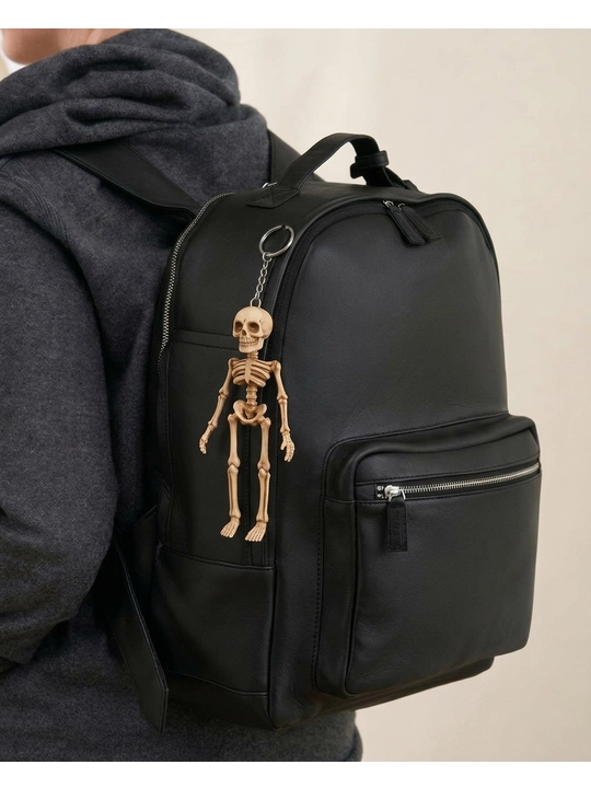 Qo‘zg‘aluvchan brelok odam skeleti, artikulyatsiyalangan brelok