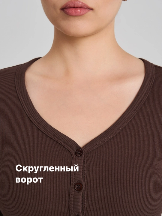 ТВОЕ ayollar uchun tugmali, qomatga yopishib turadigan kardigan